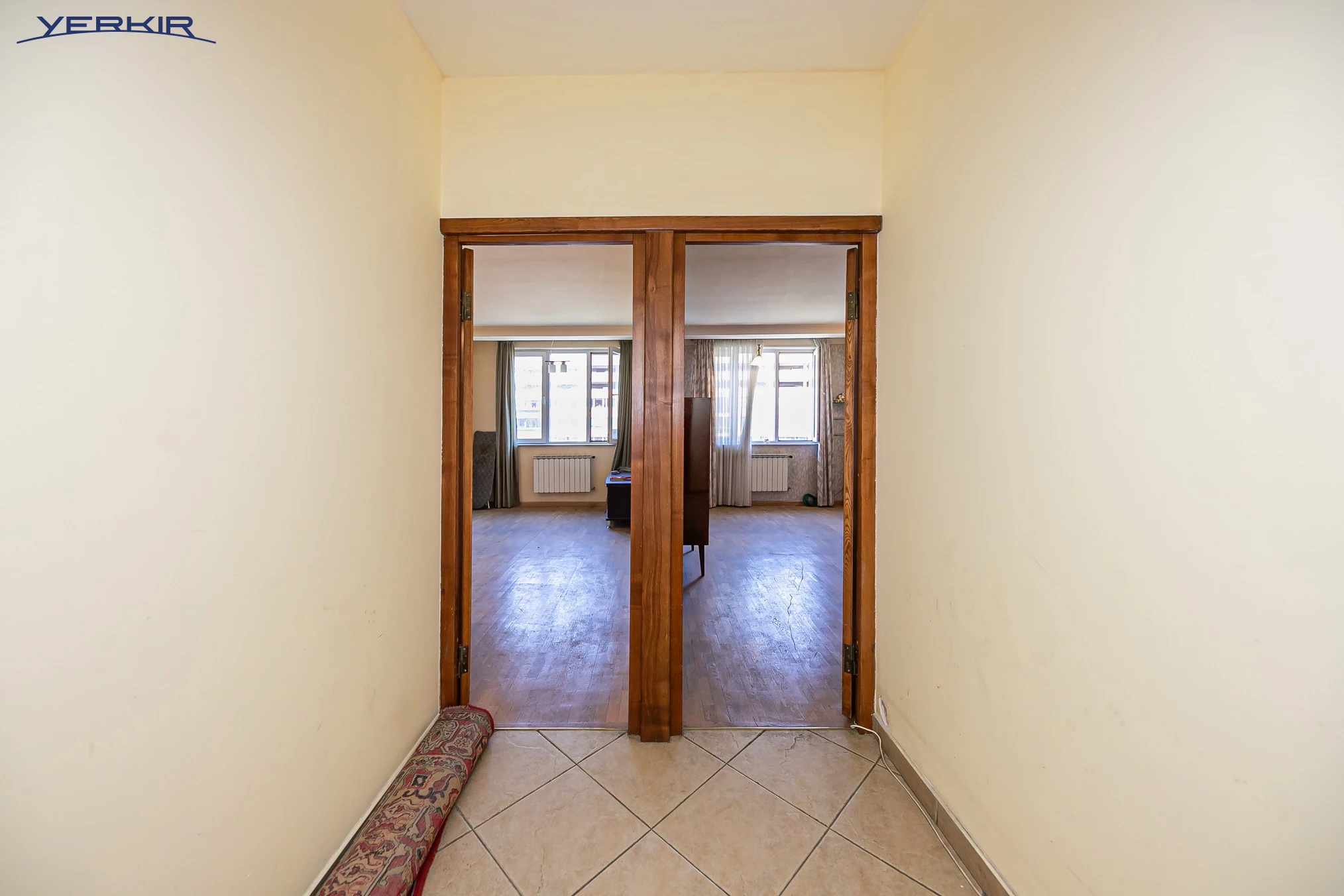 Apartments Code: 5+819431