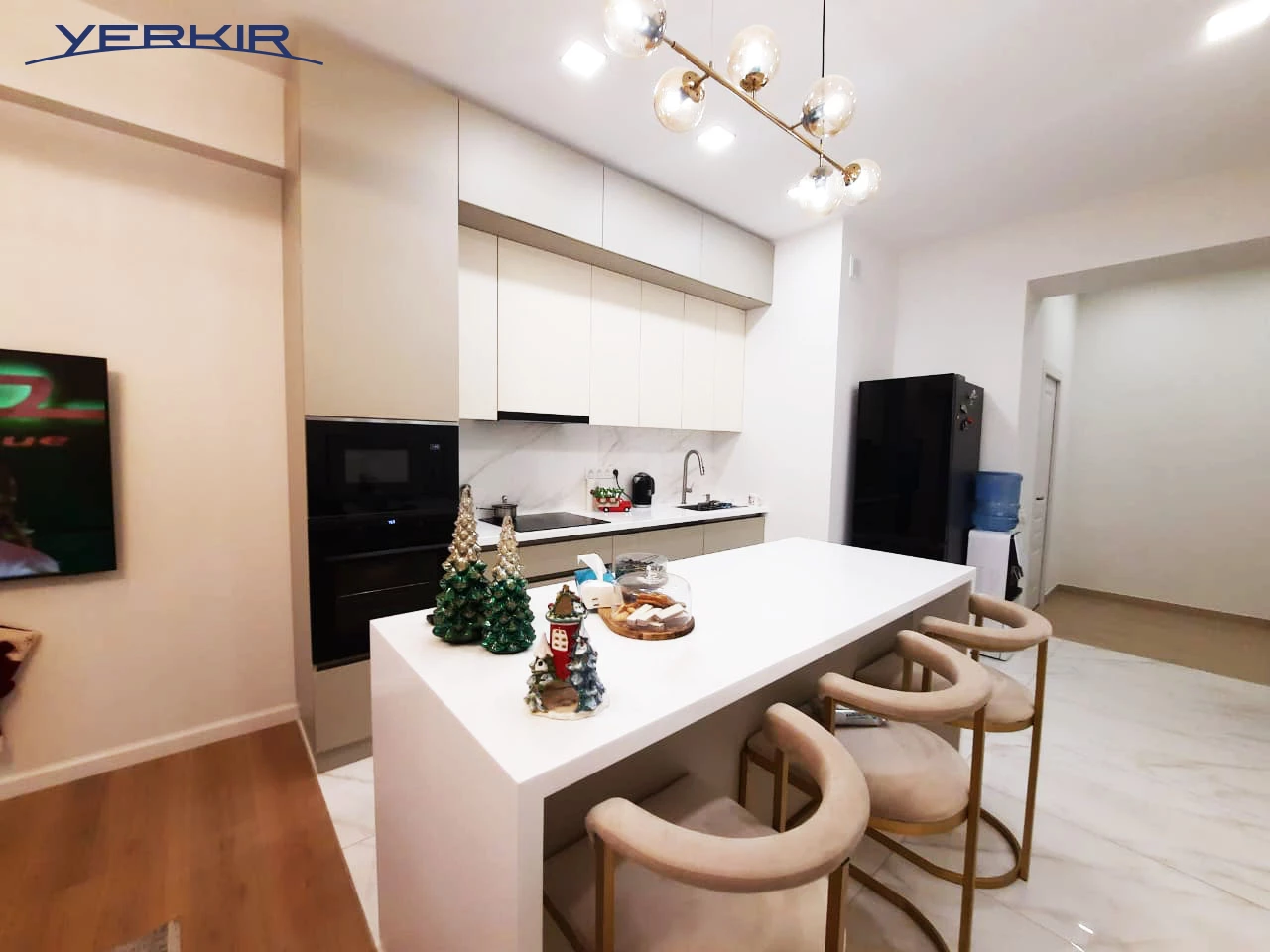 Apartments Code: 5+314686