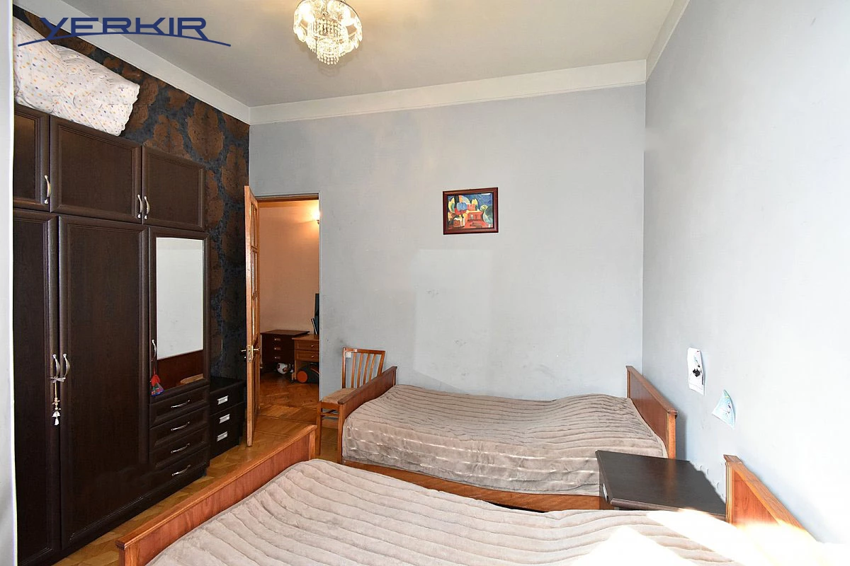 Apartments Code: 10+308330