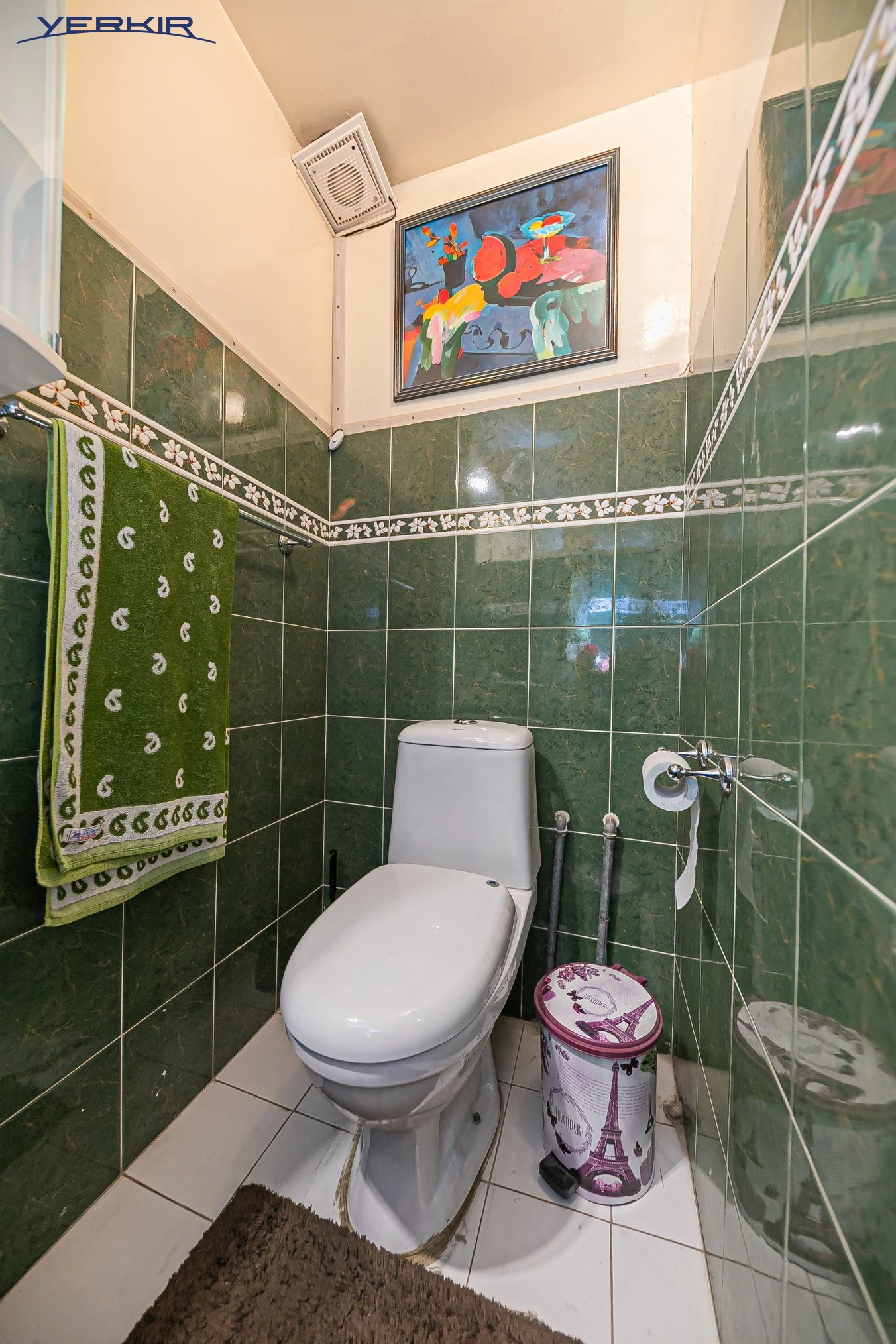 Apartments Code: 8+218992