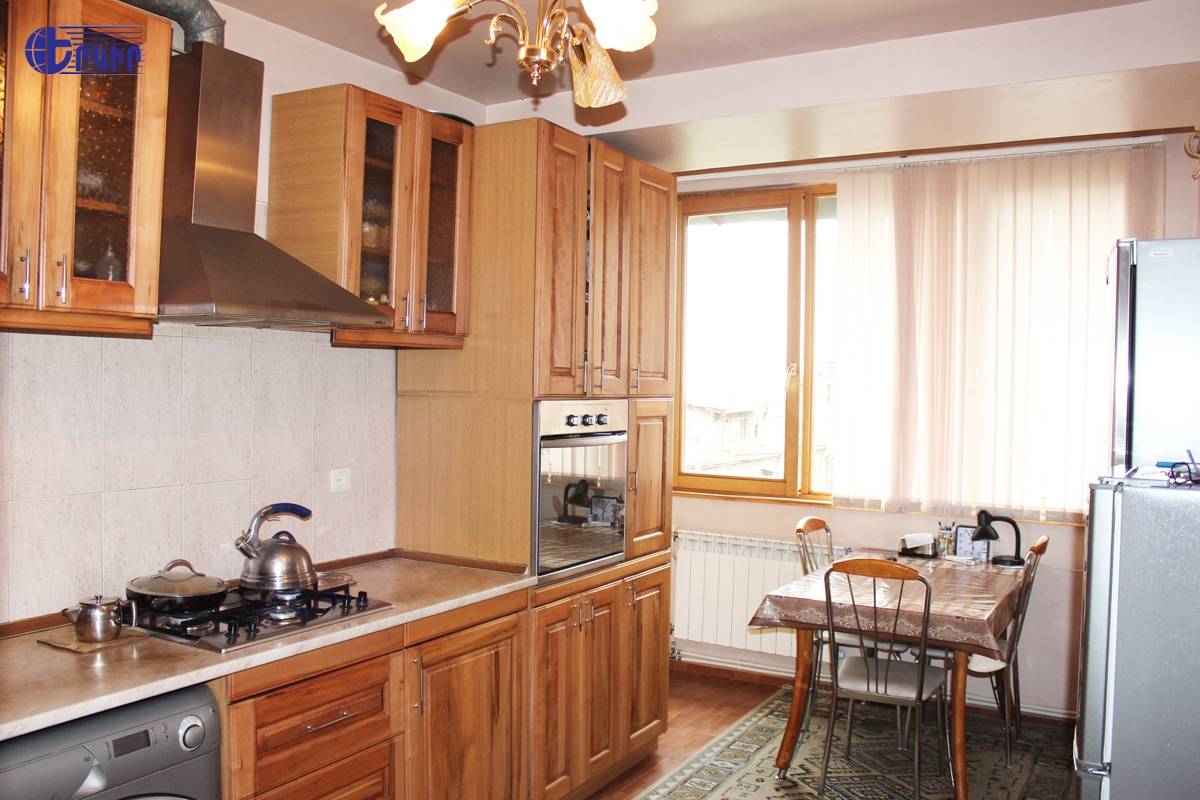 Բնակարաններ Կոդ` 2+33084