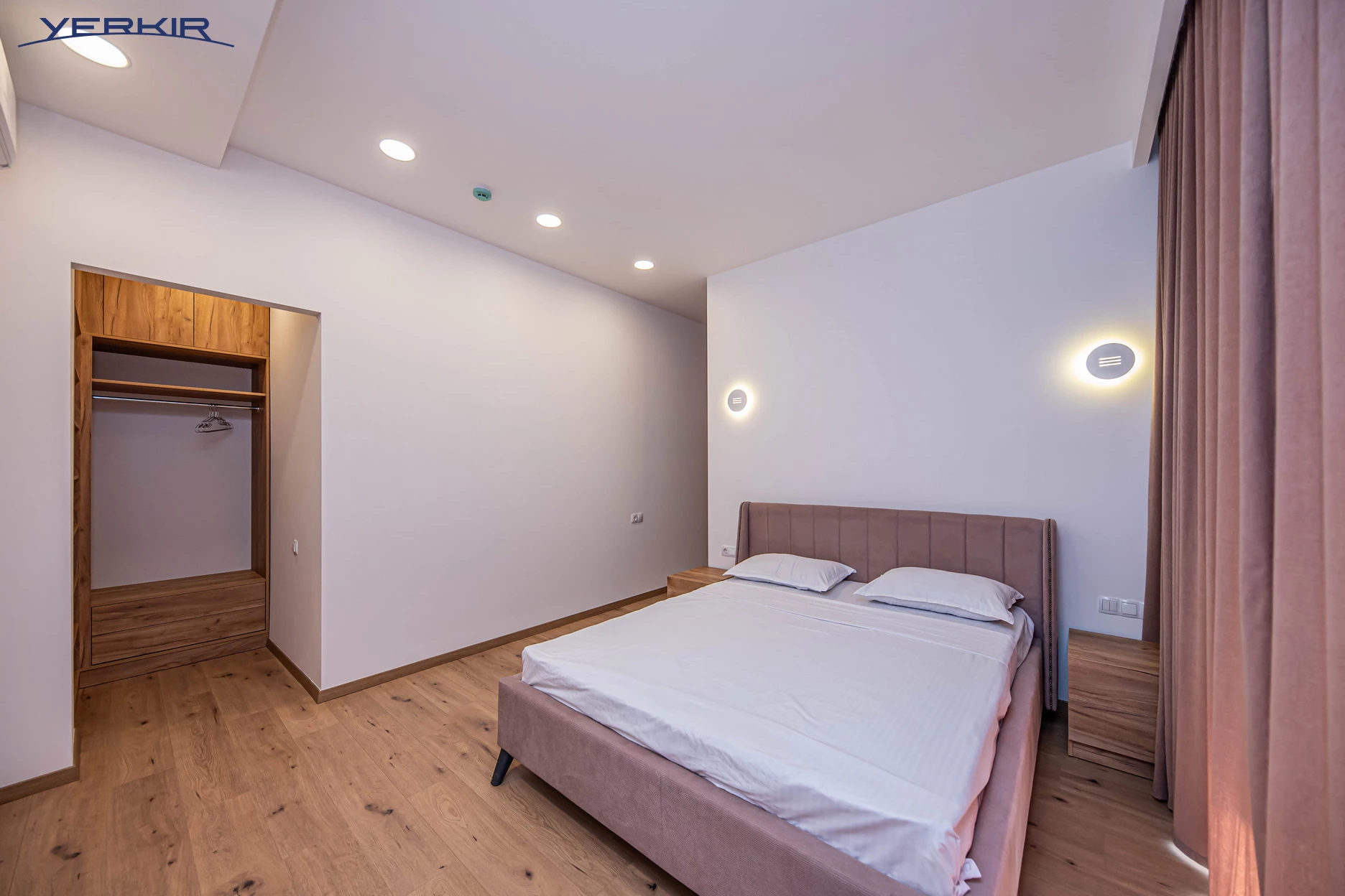 Дома Код 5+513737