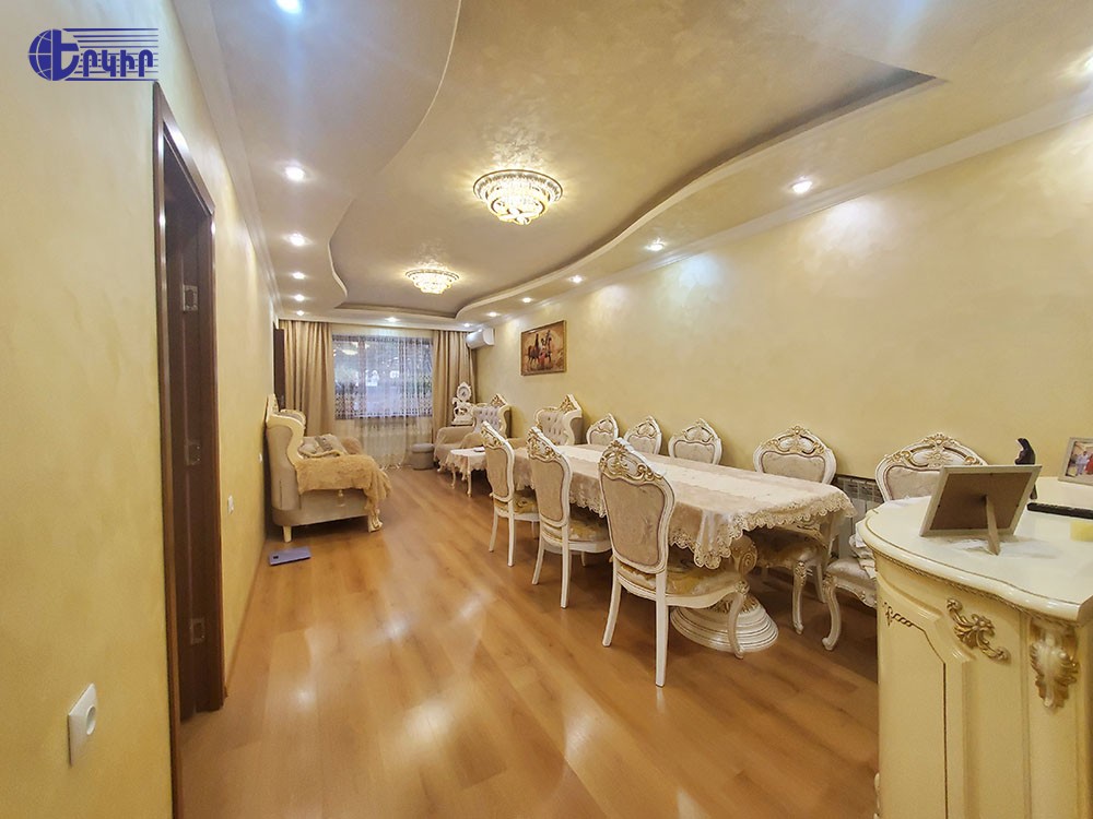 Առանձնատներ Կոդ` 2+51008