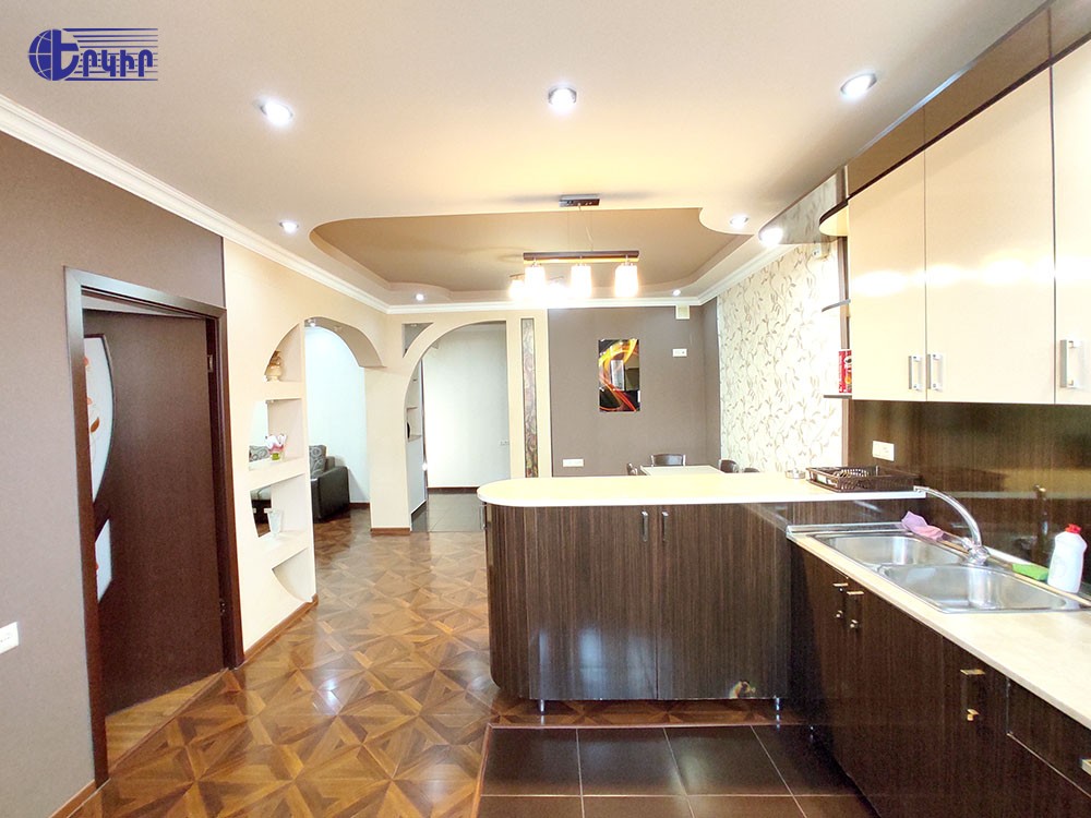 Apartments Code: 10+32043