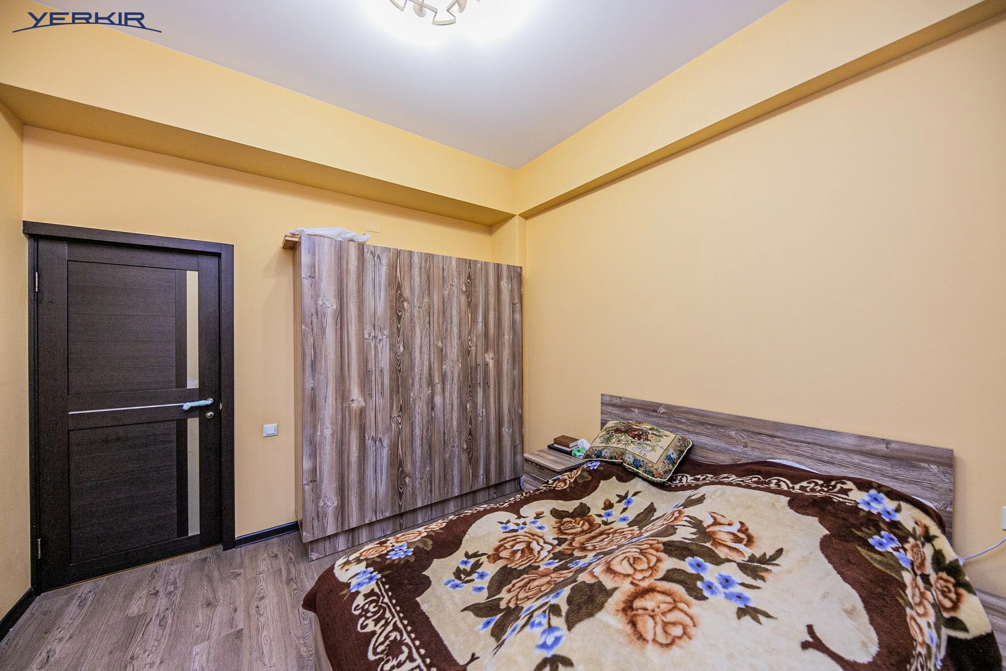 Apartments Code: 7+317260