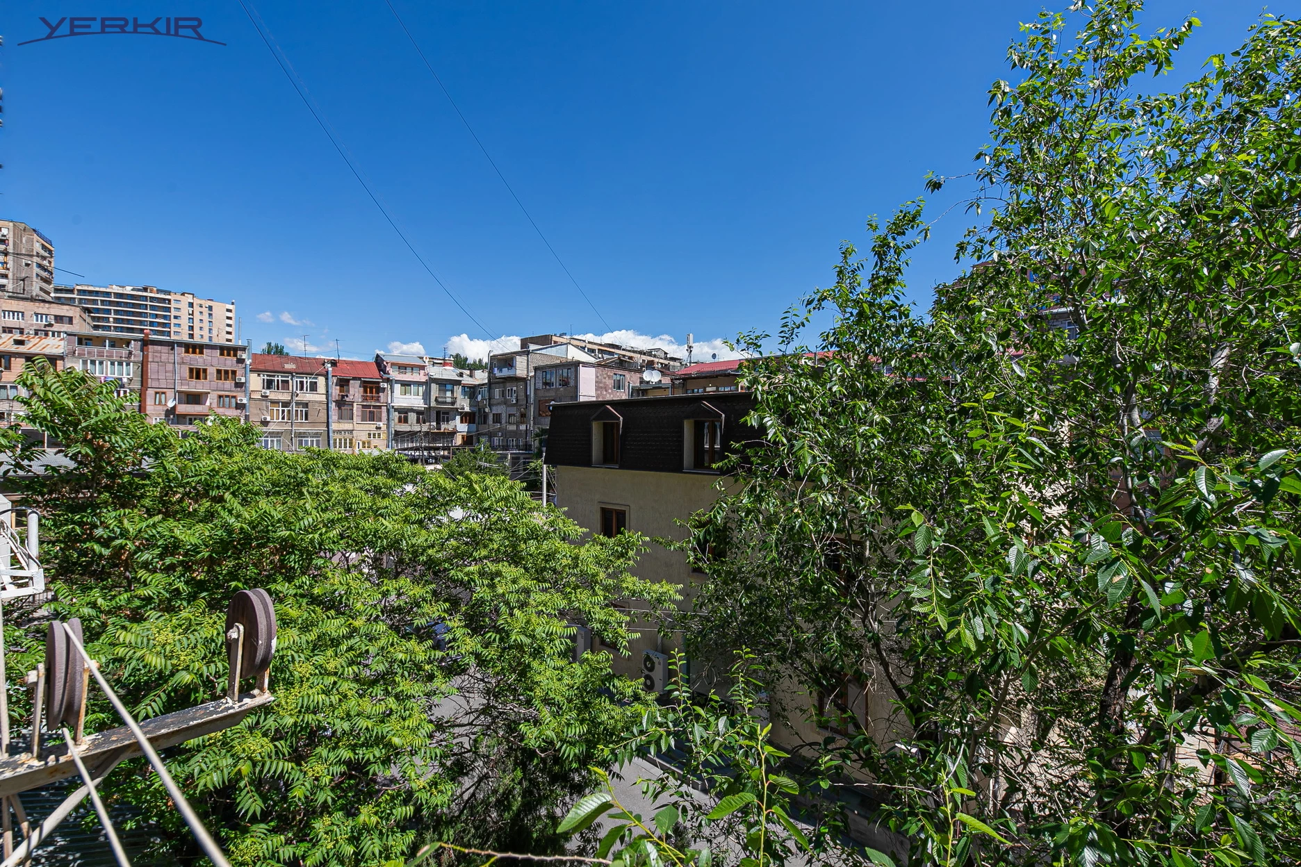 Բնակարաններ Կոդ` 5+118135