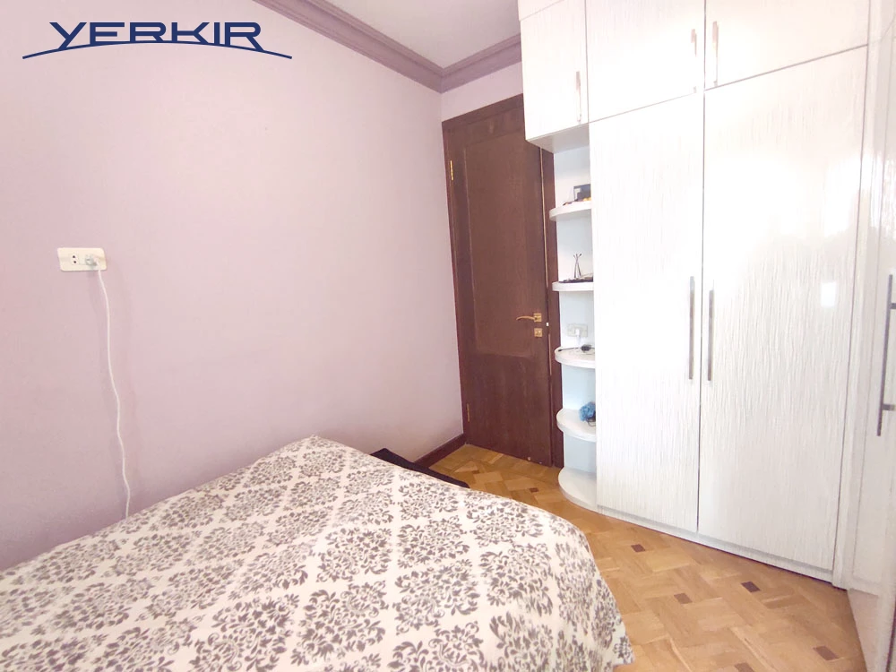 Բնակարաններ Կոդ` 5+309406