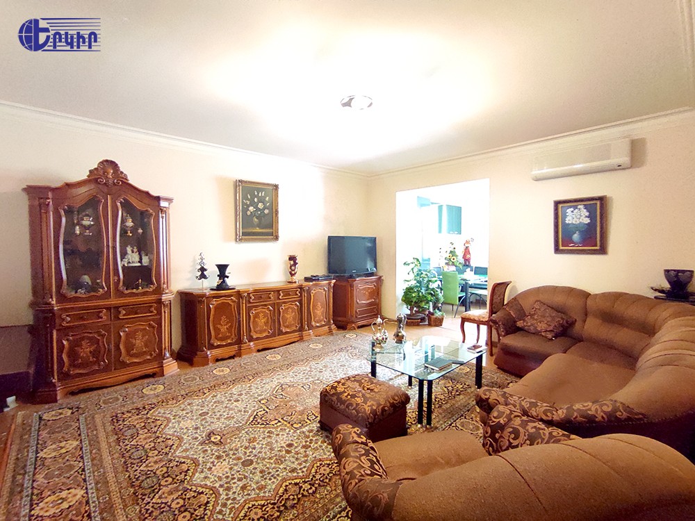 Բնակարաններ Կոդ` 10+21656