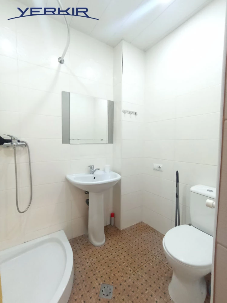 Բնակարաններ Կոդ` 10+208212