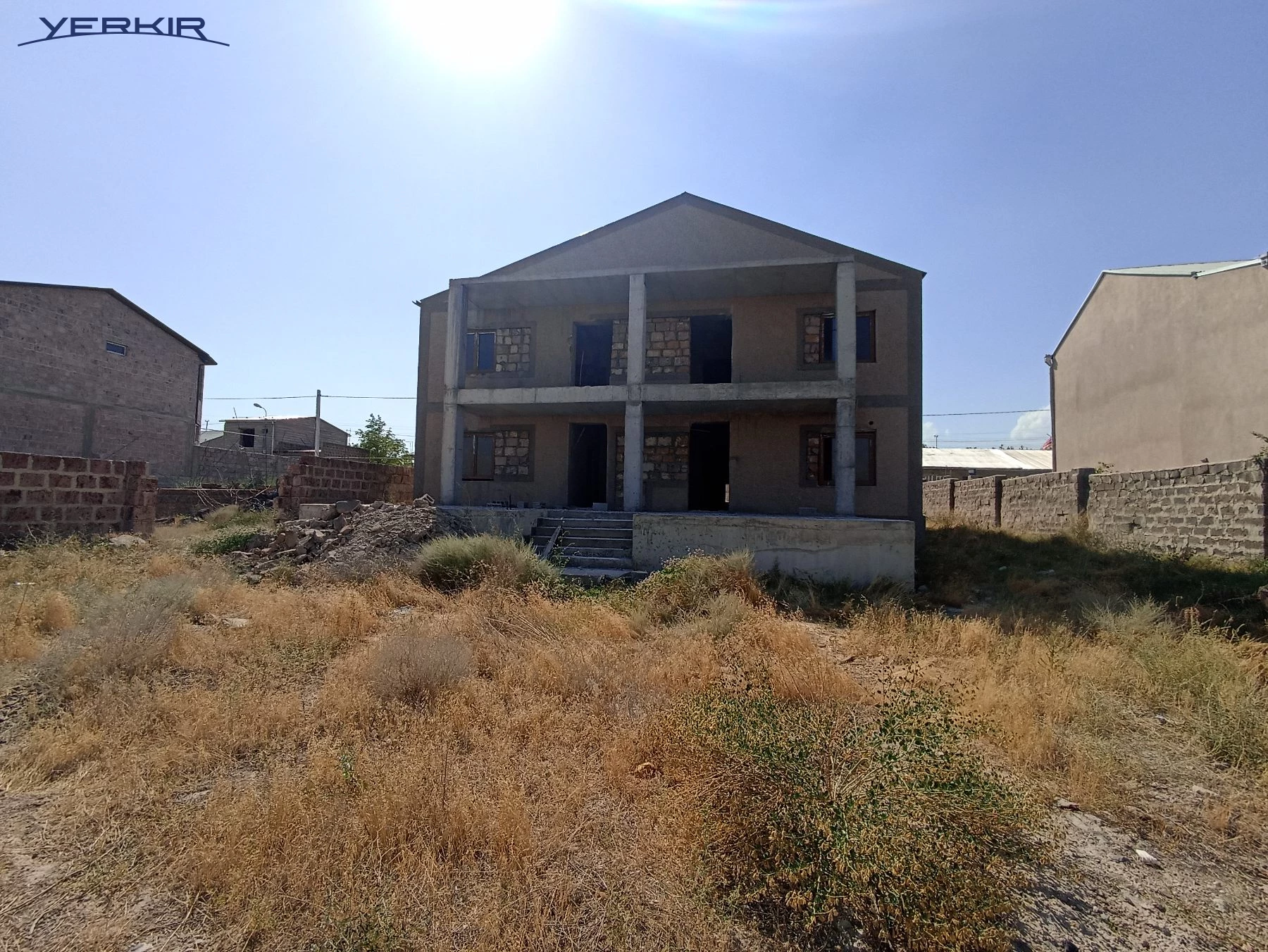 Houses Code: 10+512642