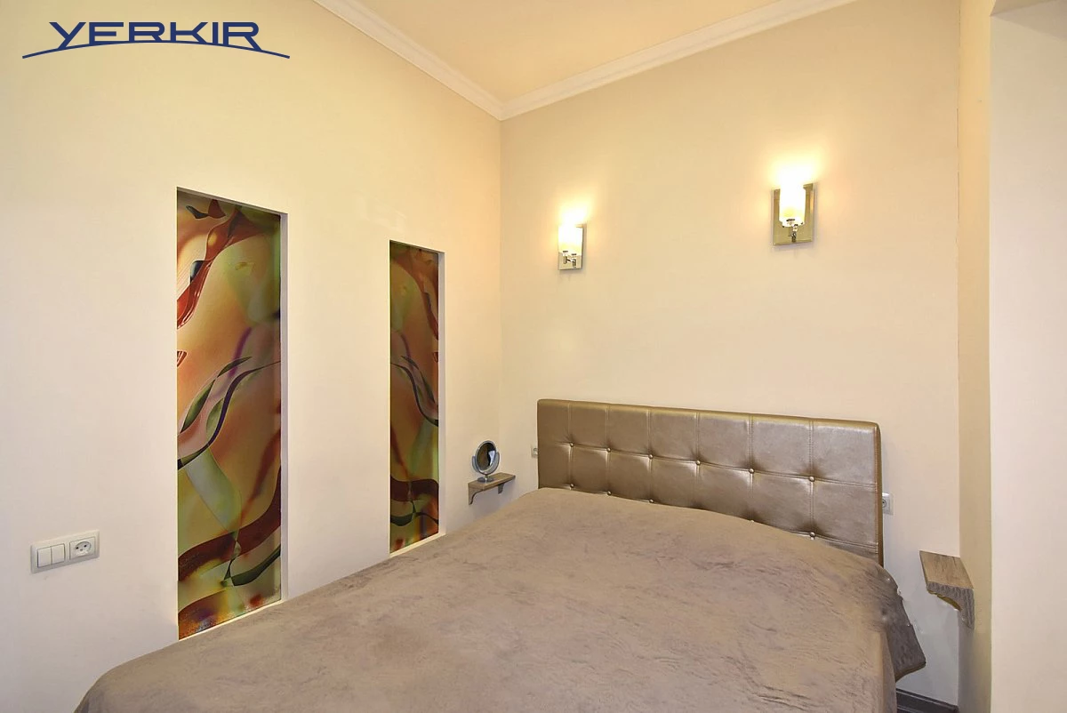 Բնակարաններ Կոդ` 3+100399