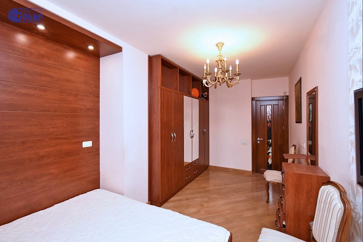 Apartments Code: 5+80354