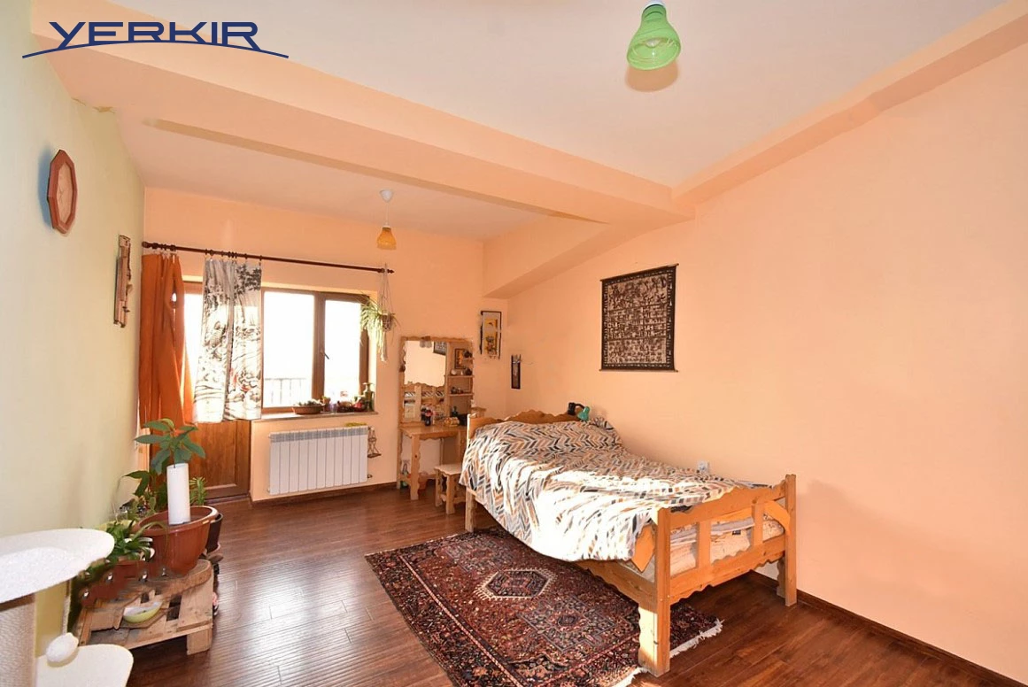 Apartments Code: 5+807432