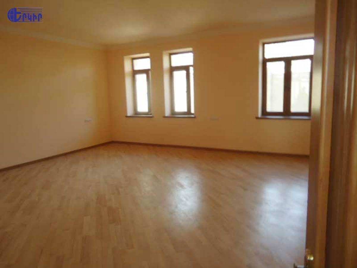 Առանձնատներ Կոդ` 6+50363