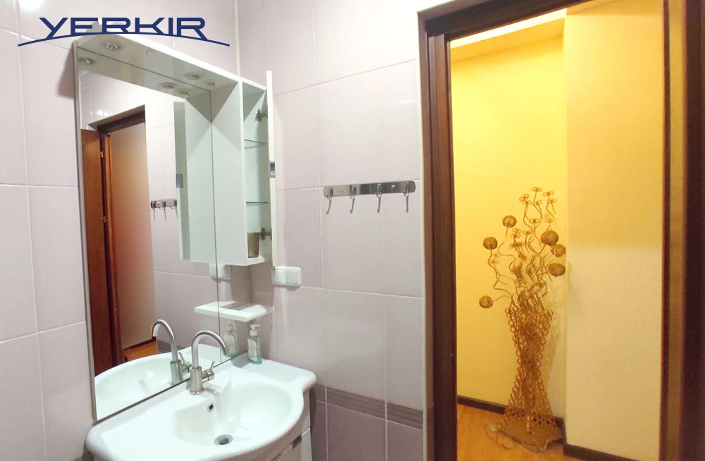 Բնակարաններ Կոդ` 10+305190