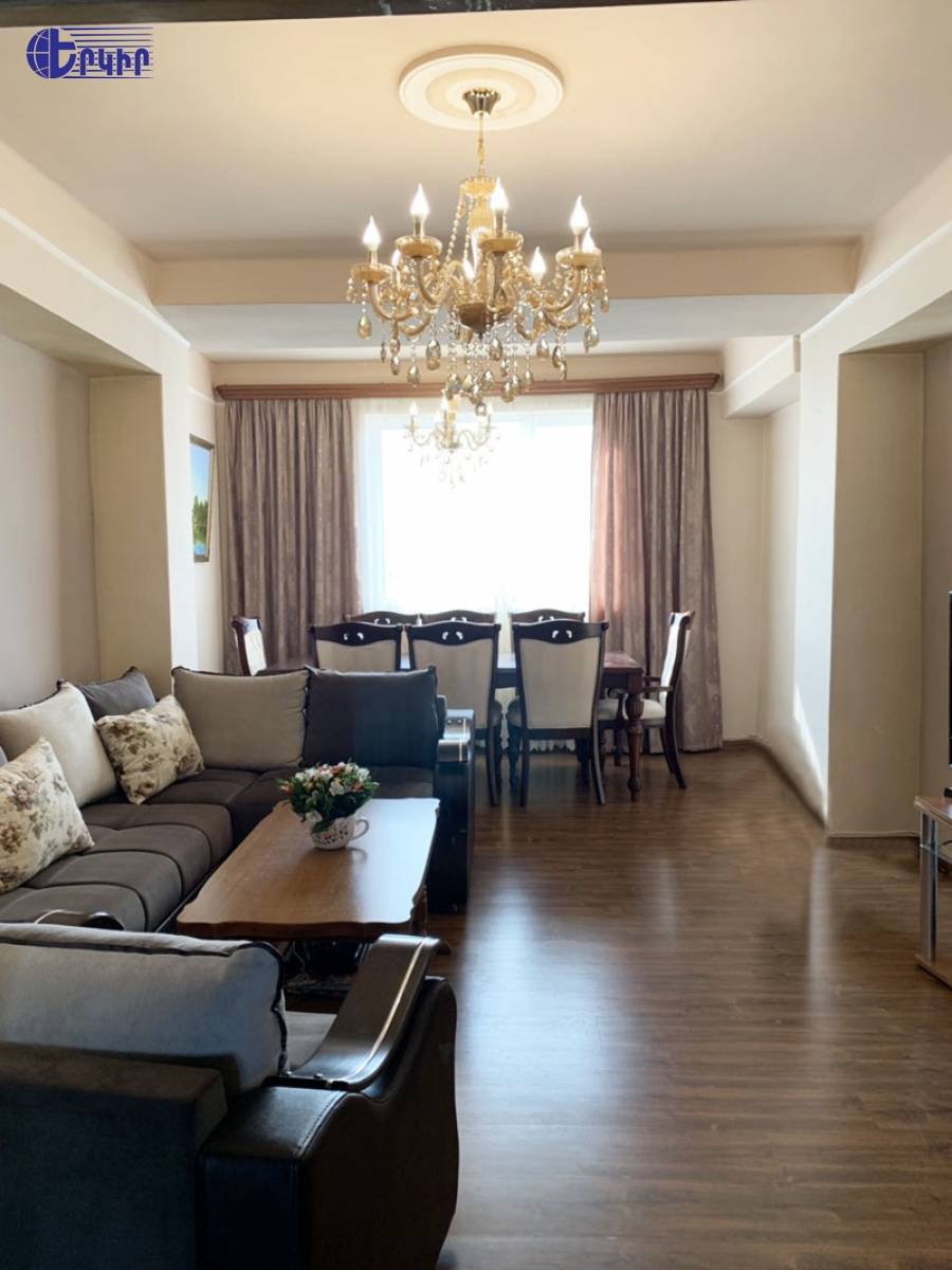 Apartments Code: 4+30918