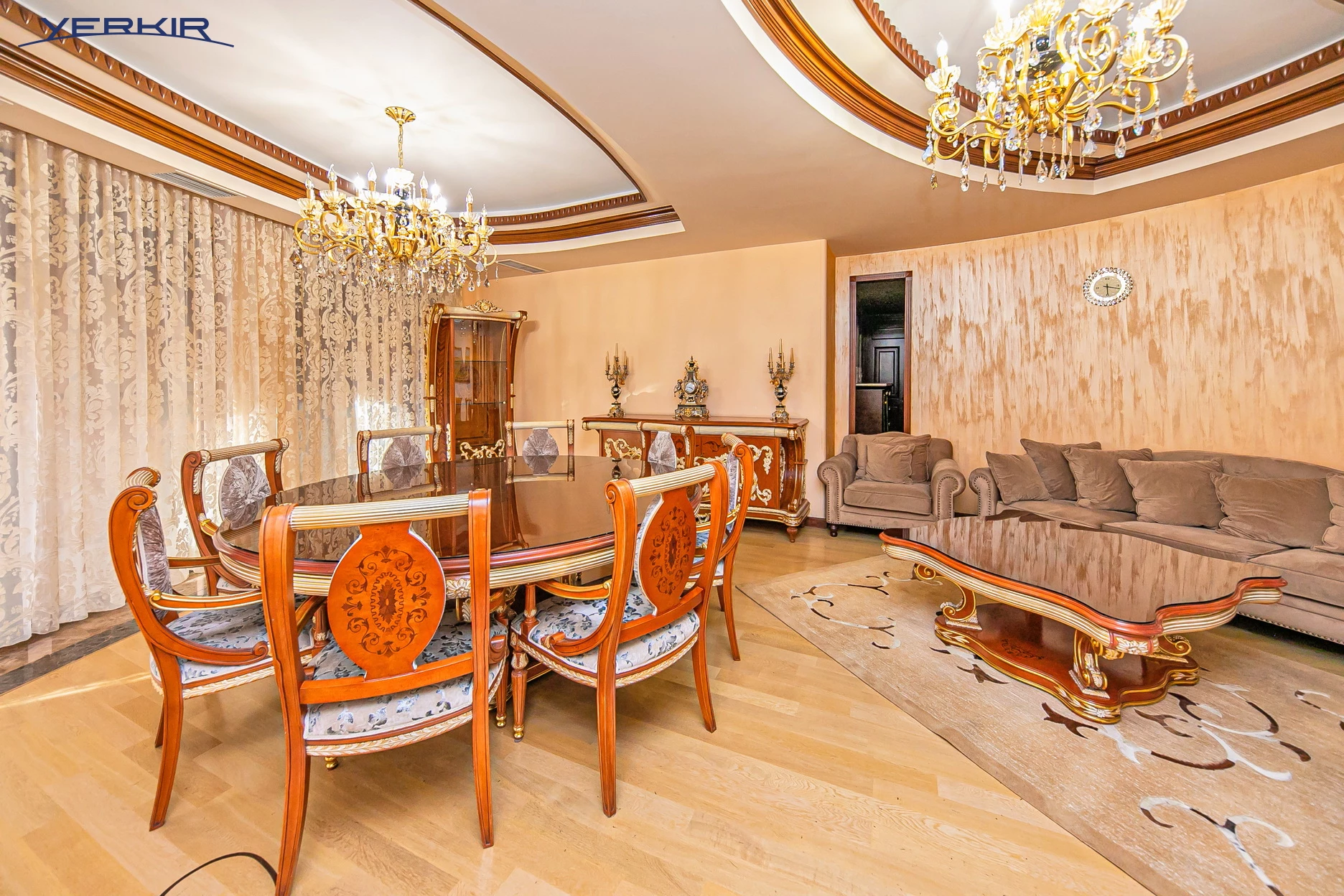 Apartments Code: 5+418185