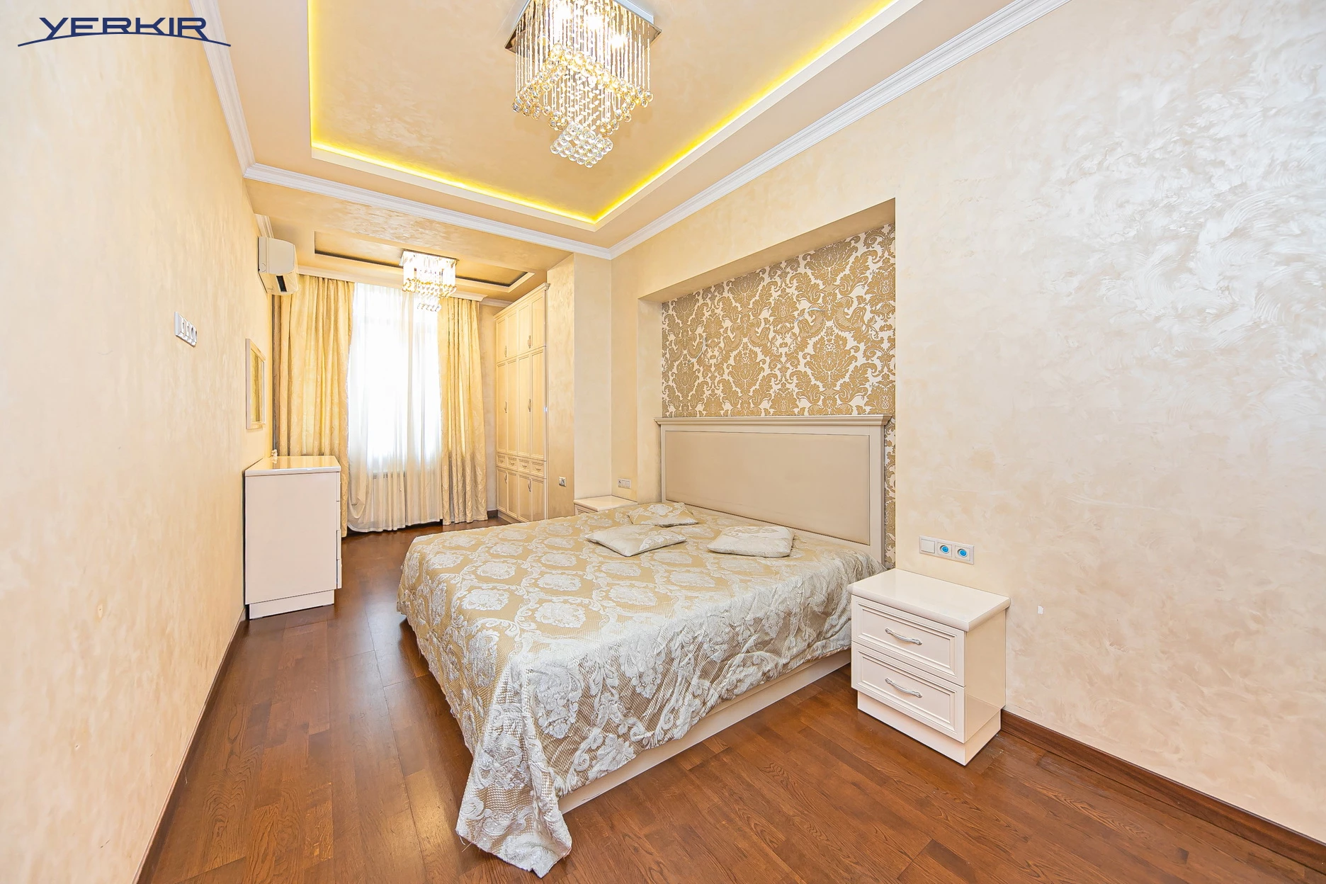 Квартиры Код 5+217916