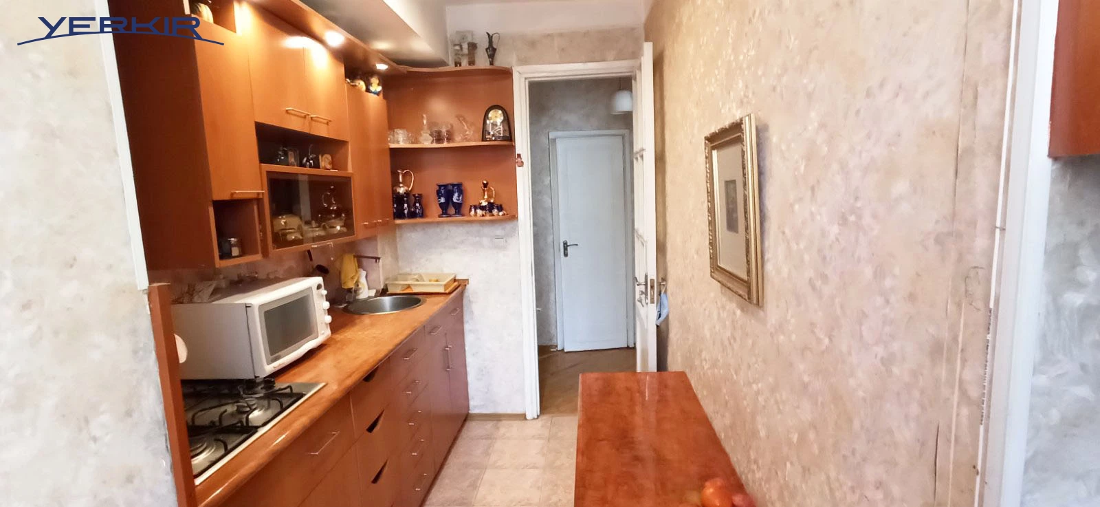 Բնակարաններ Կոդ` 10+121072