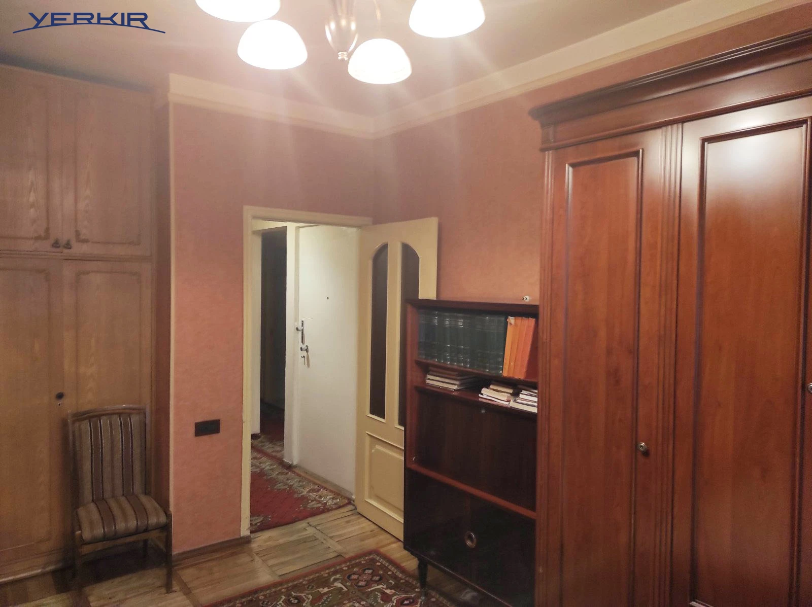 Բնակարաններ Կոդ` 8+213239