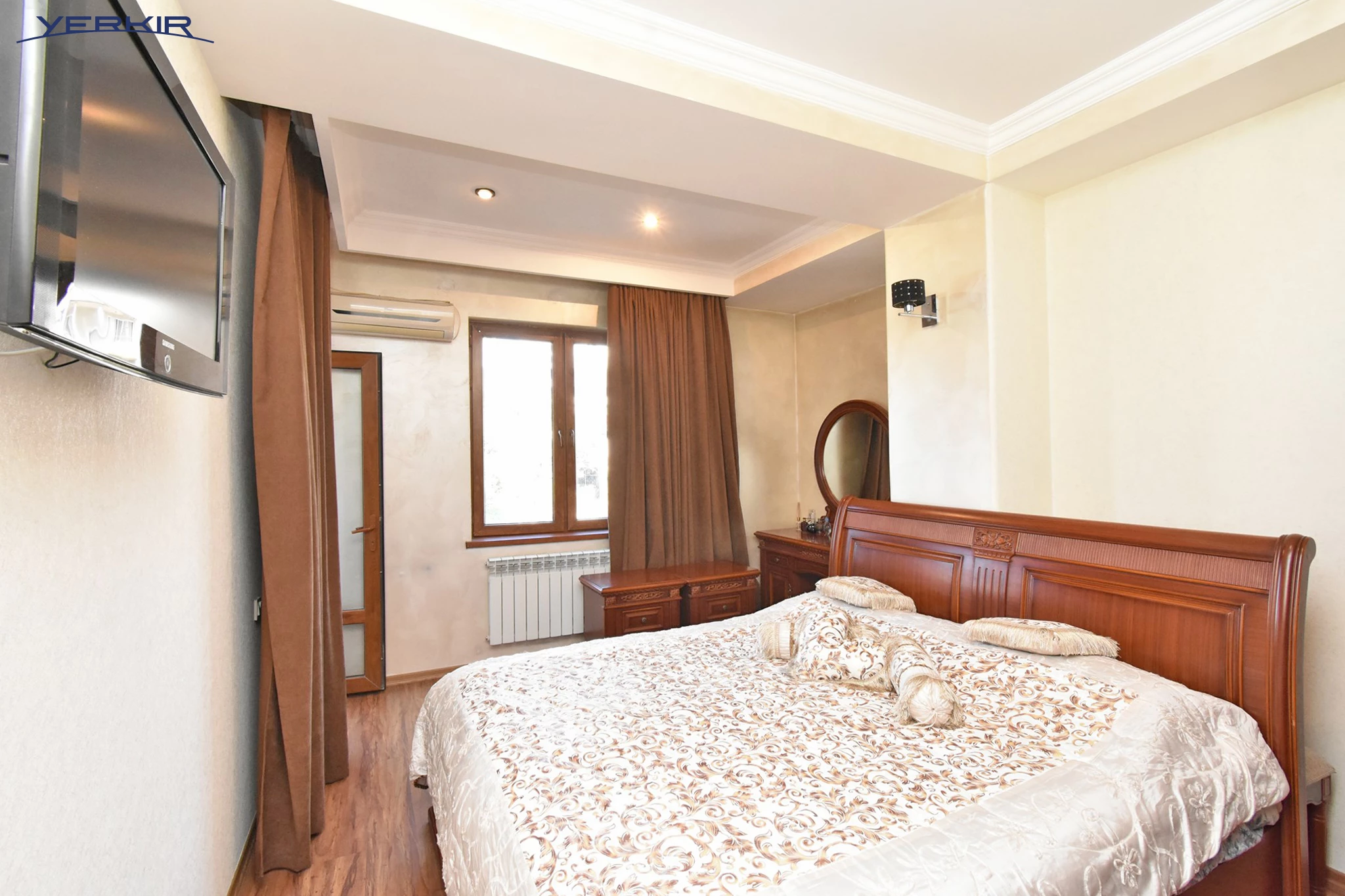 Apartments Code: 5+319464