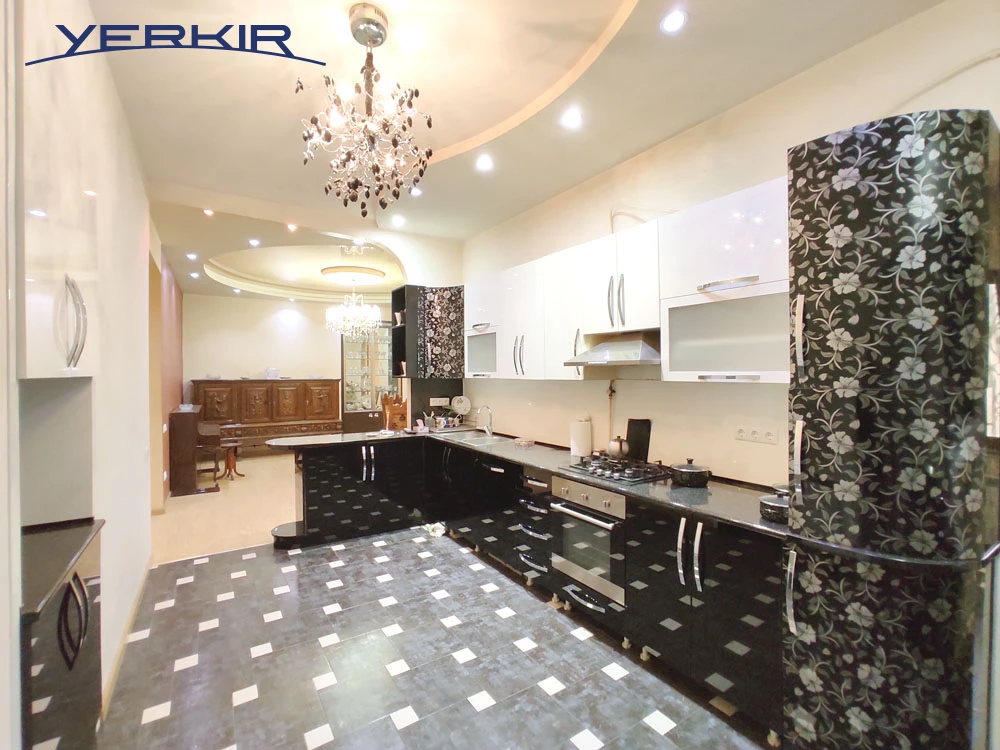 Apartments Code: 10+409836