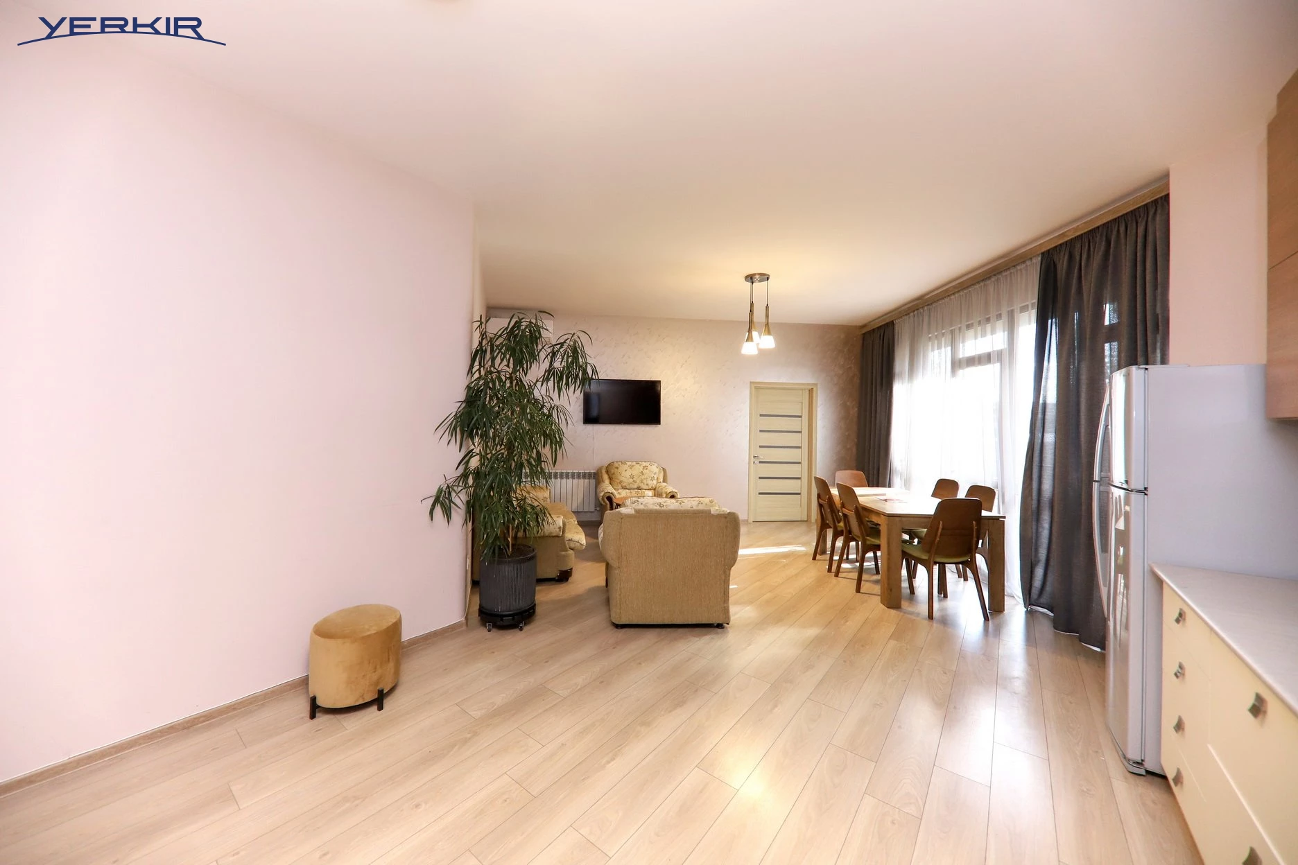 Բնակարաններ Կոդ` 9+314125