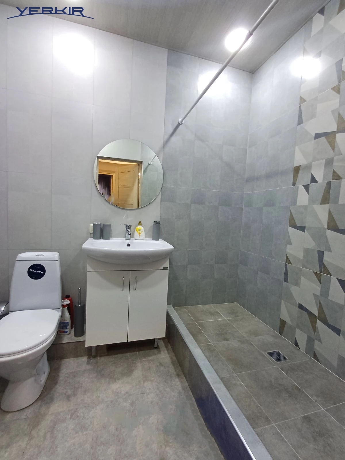 Apartments Code: 2+315404