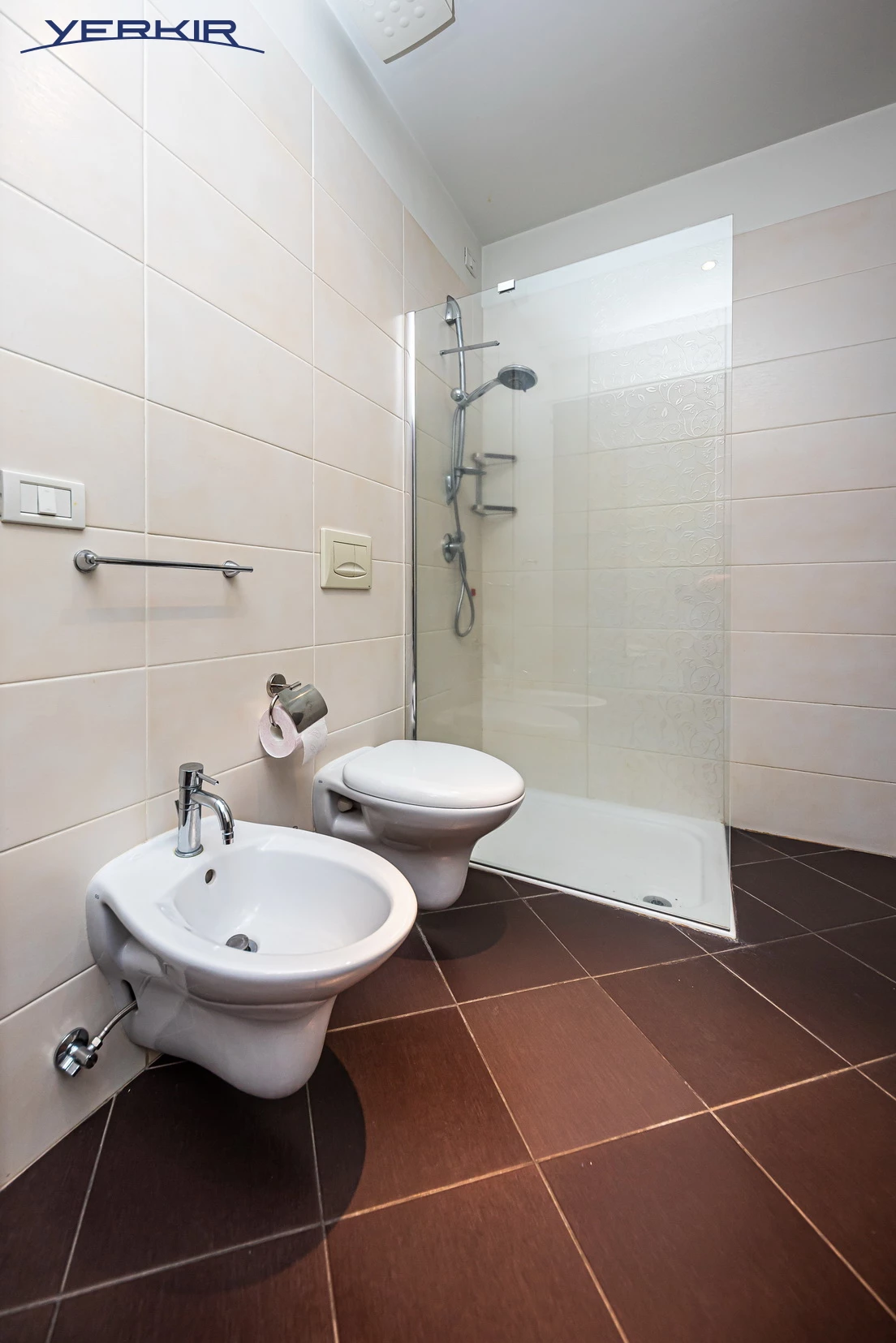 Apartments Code: 5+217211