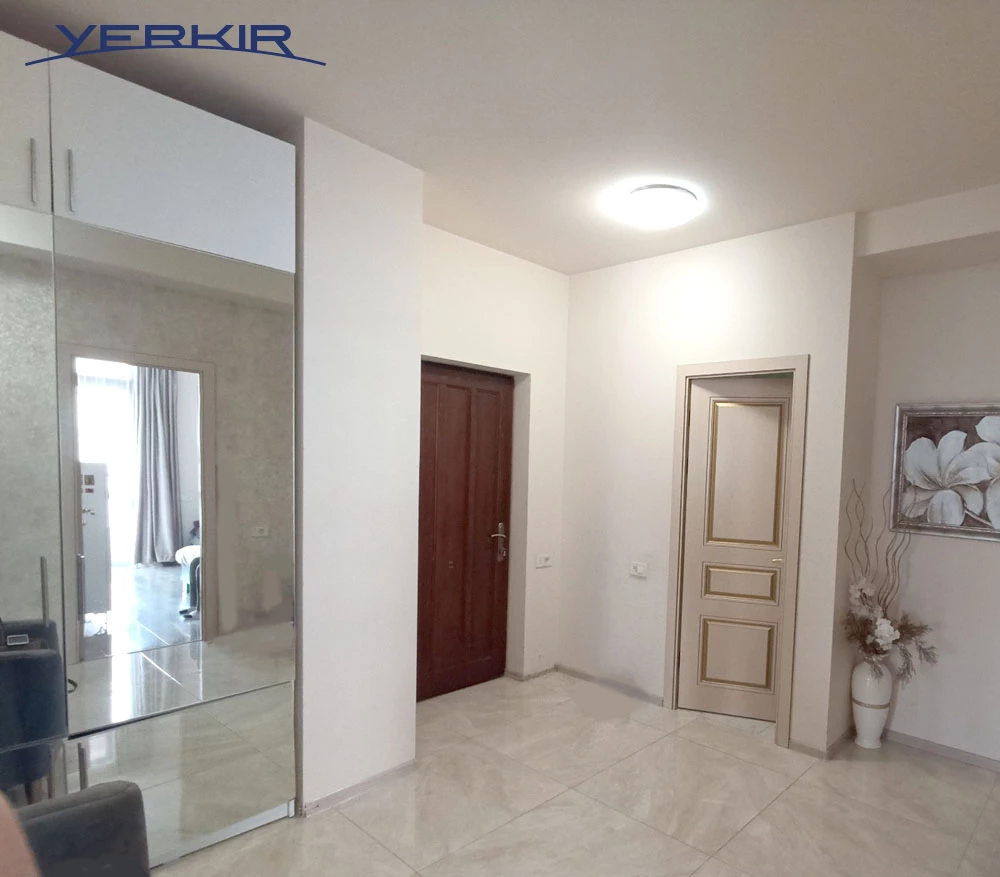 Apartments Code: 10+308066