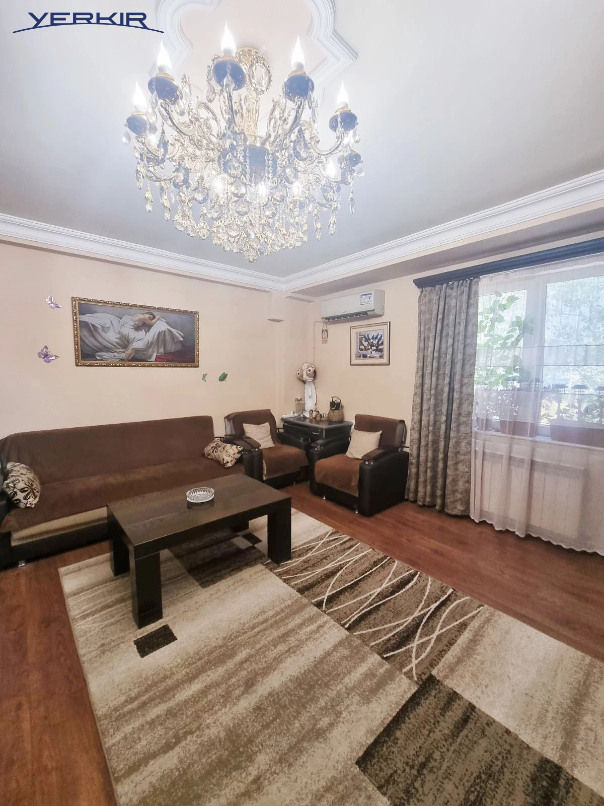 Apartments Code: 10+2128646