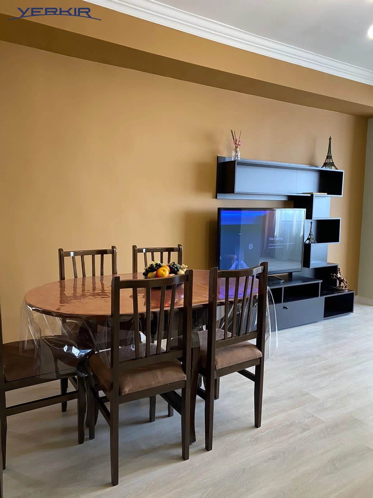 Apartments Code: 9+212294