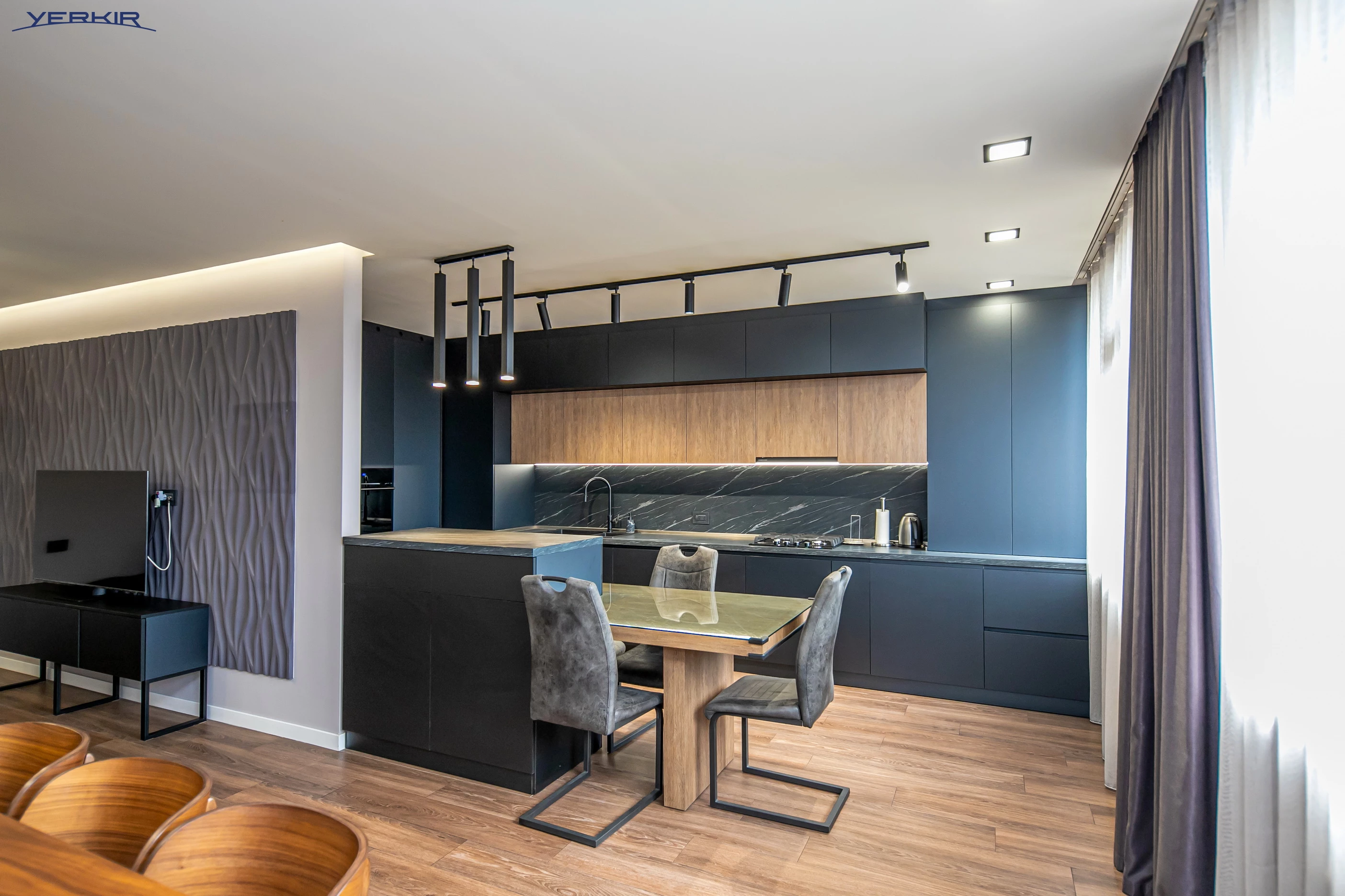 Apartments Code: 5+316054