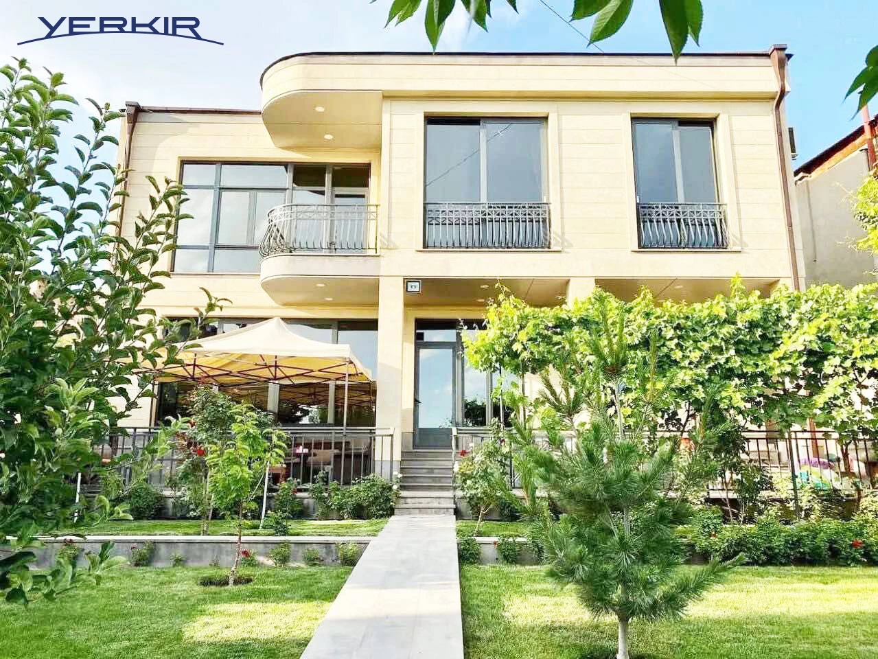 Houses Code: 9+518540