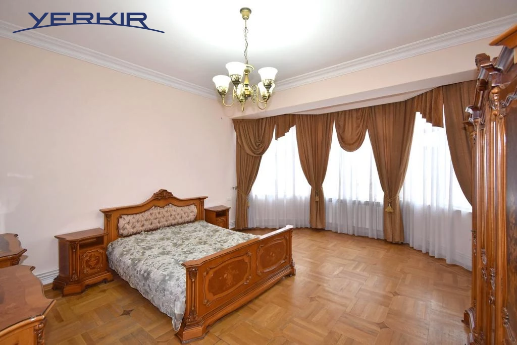 Բնակարաններ Կոդ` 10+807970