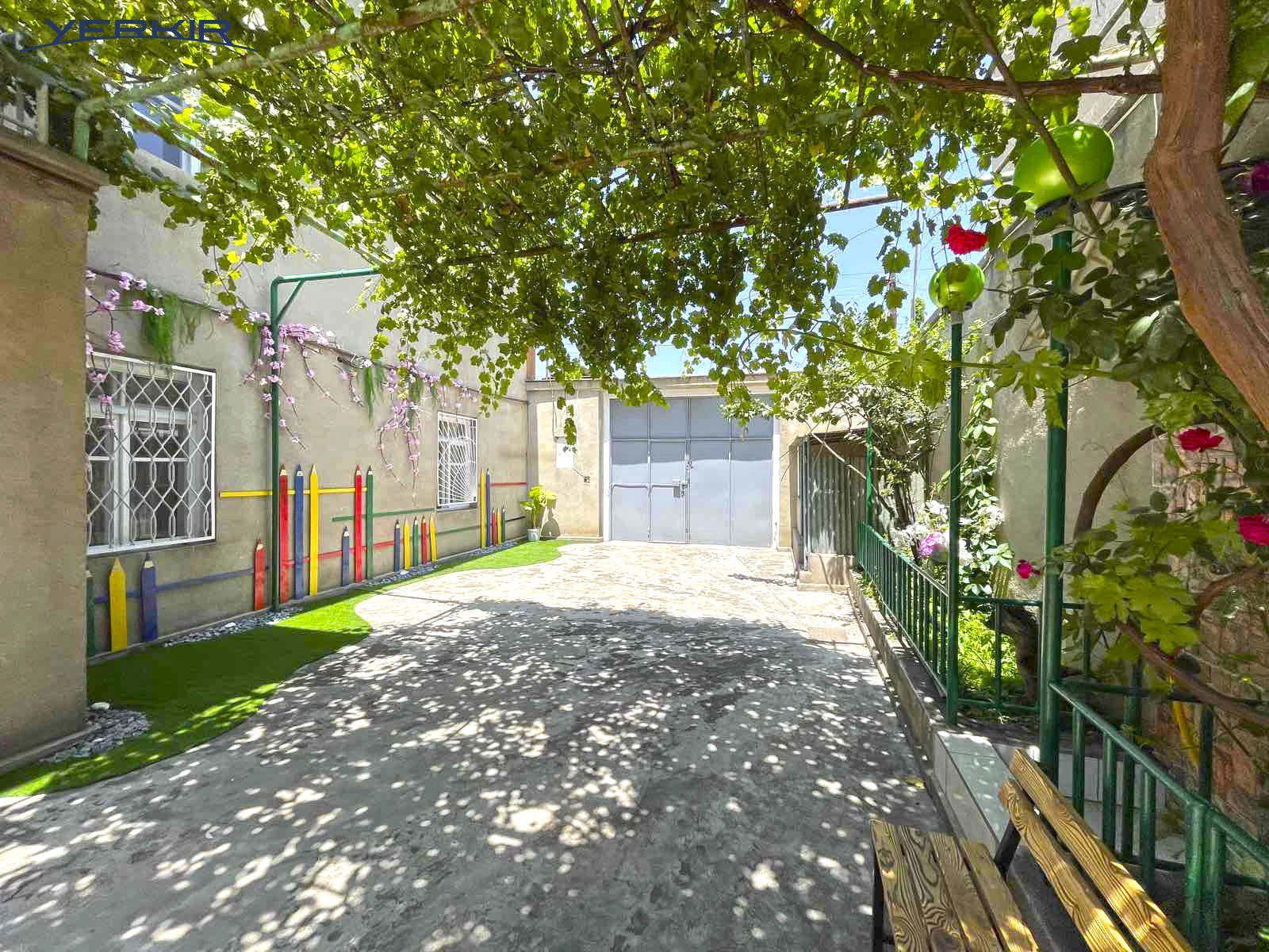 Houses Code: 3+511257