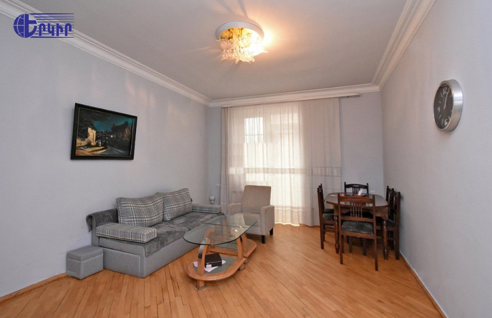 Բնակարաններ Կոդ` 10+2471490