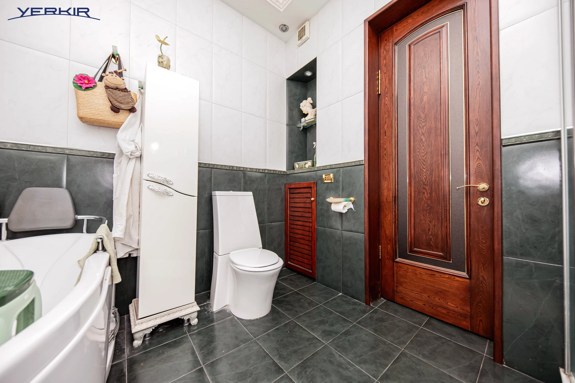 Բնակարաններ Կոդ` 5+412782