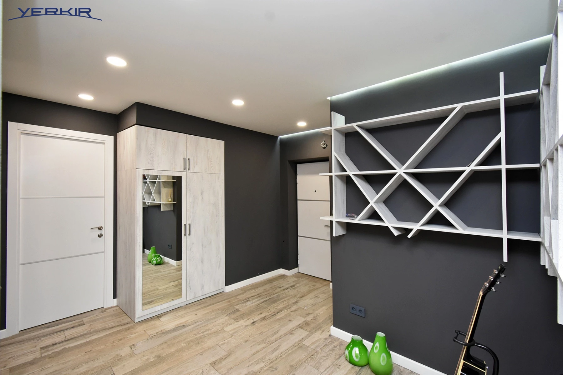 Apartments Code: 5+313426