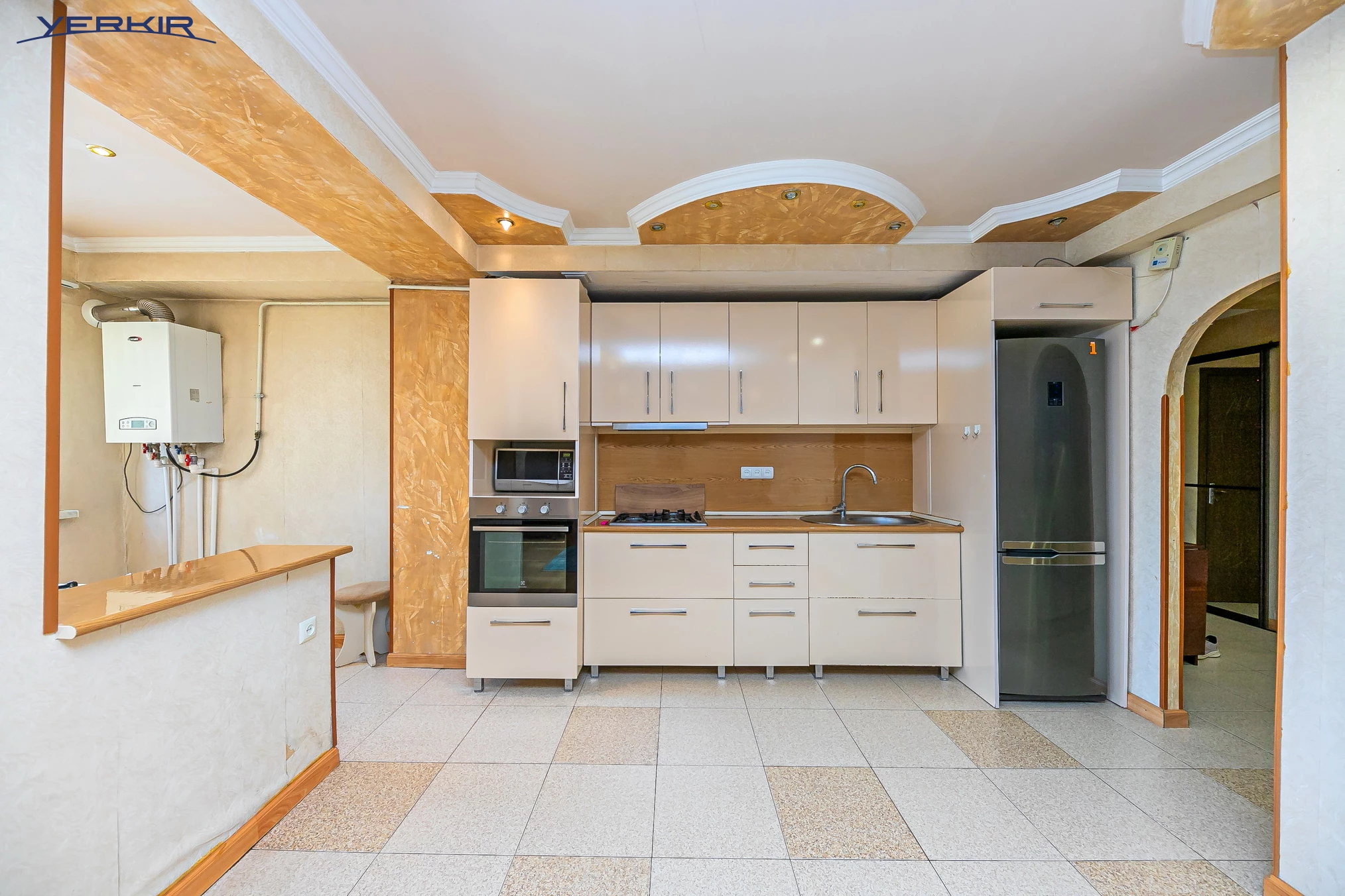 Apartments Code: 5+218964