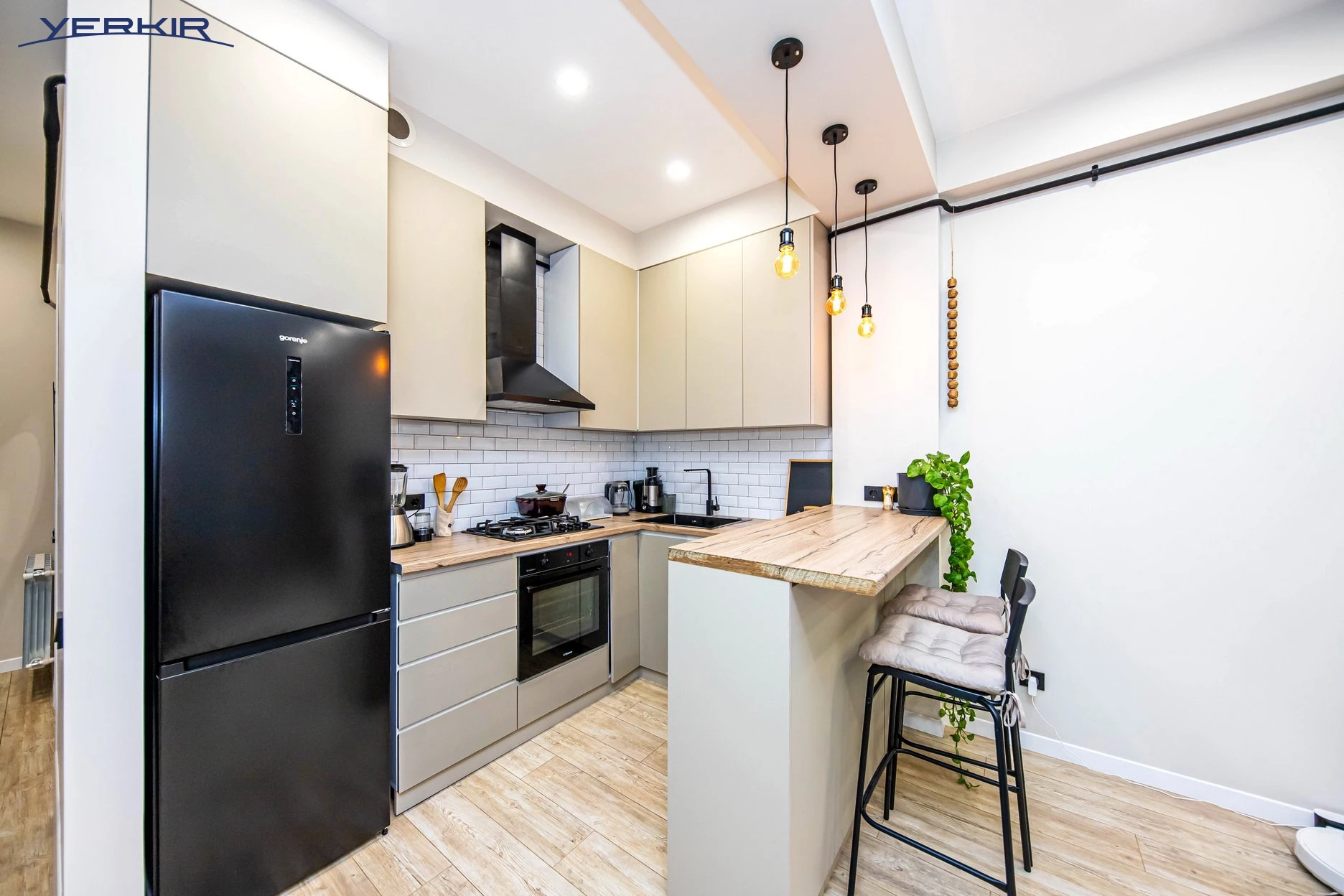 Квартиры Код 9+213236