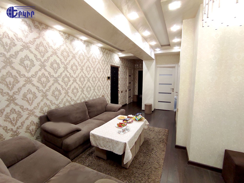 Բնակարաններ Կոդ` 5+22097