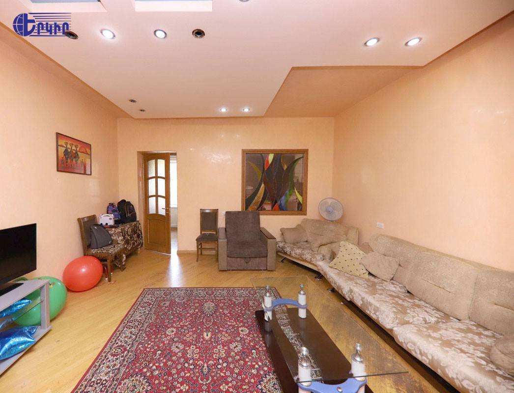 Квартиры Код 5+33375