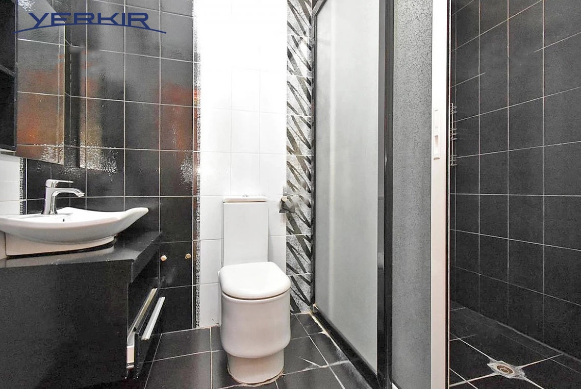 Apartments Code: 5+308400