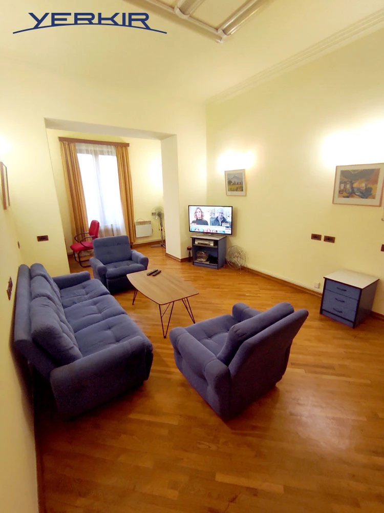 Բնակարաններ Կոդ` 4+206344