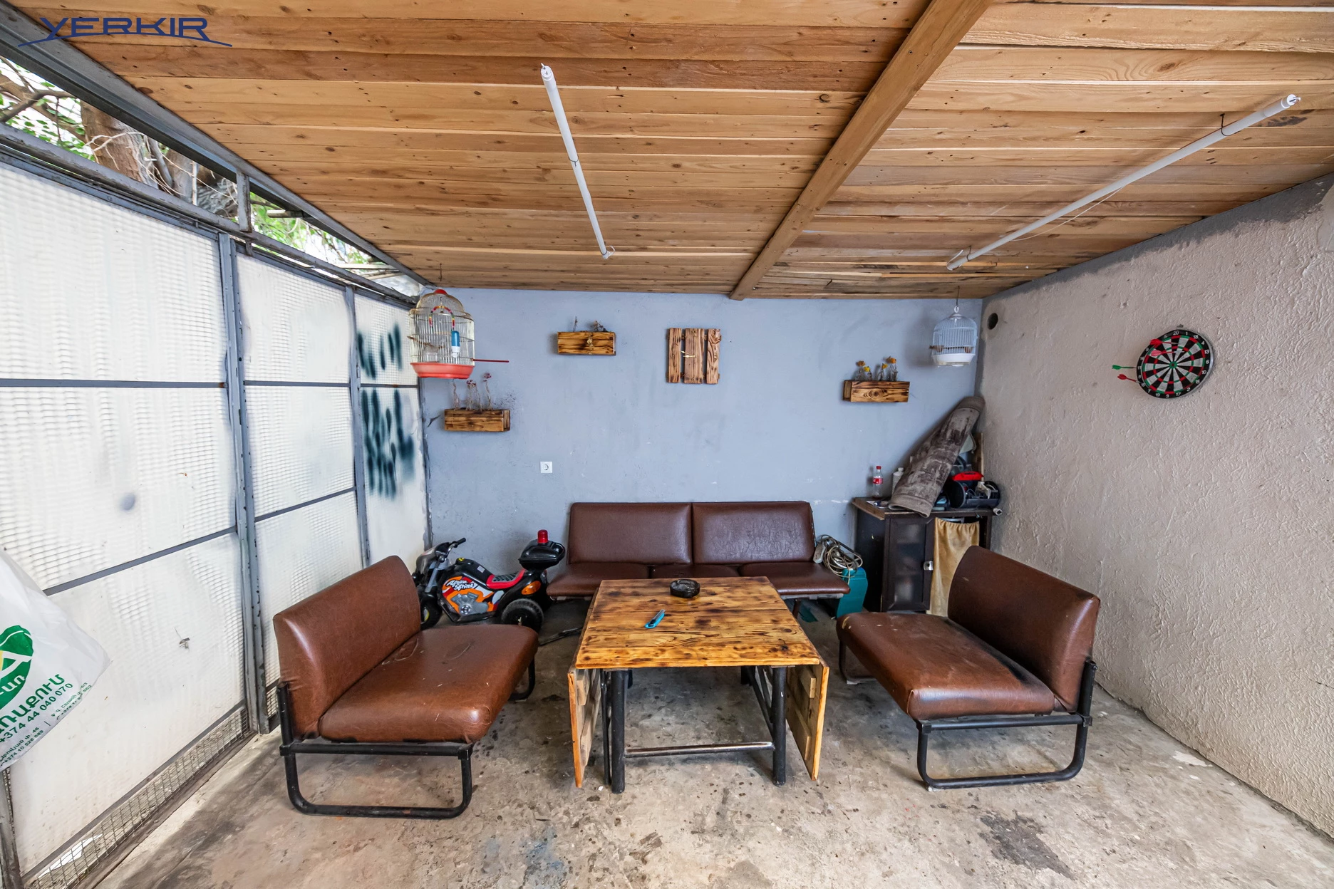 Коммерческие недвижимости Код 10+713158