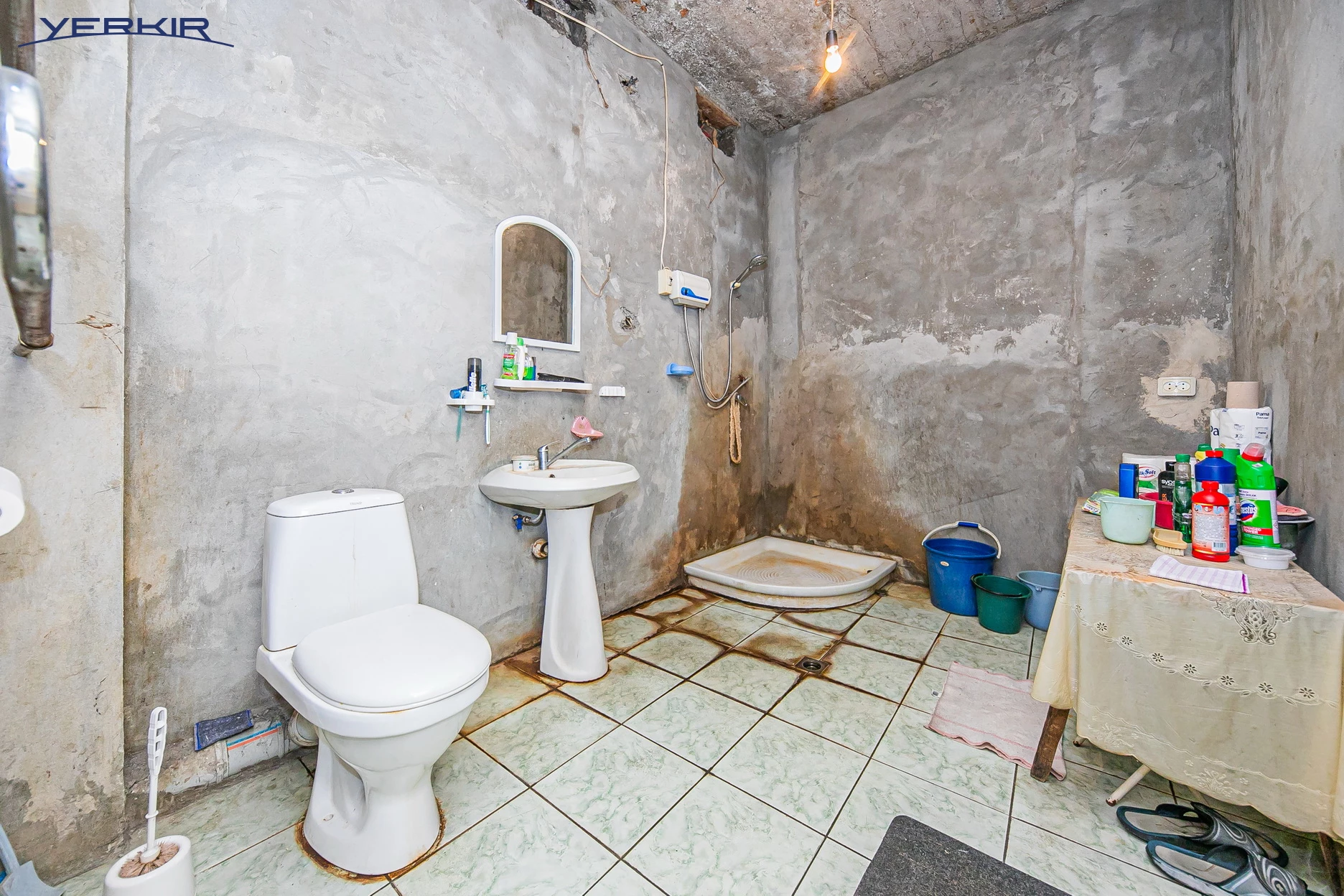 Houses Code: 5+517802