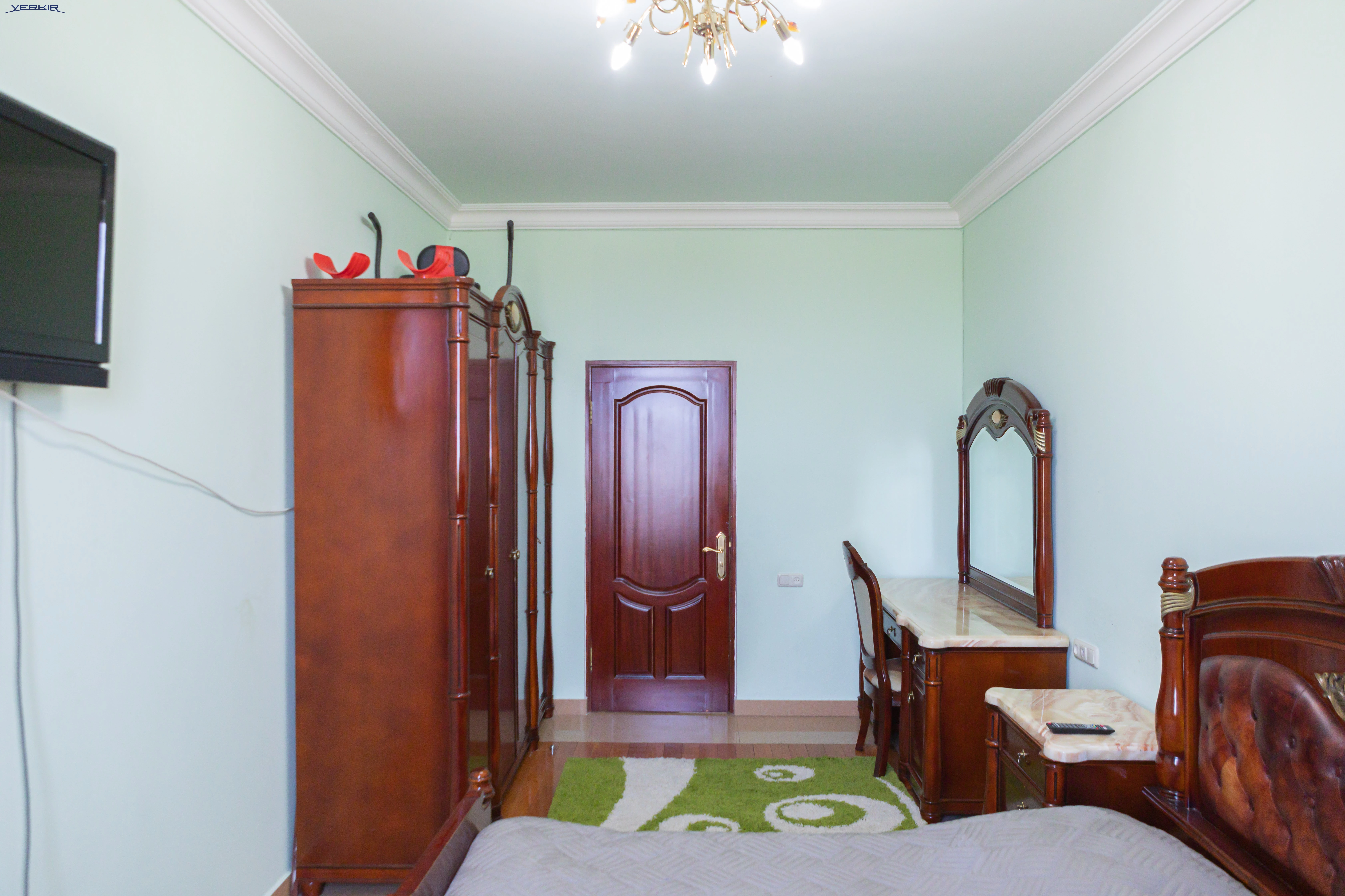 Apartments Code: 10+419205