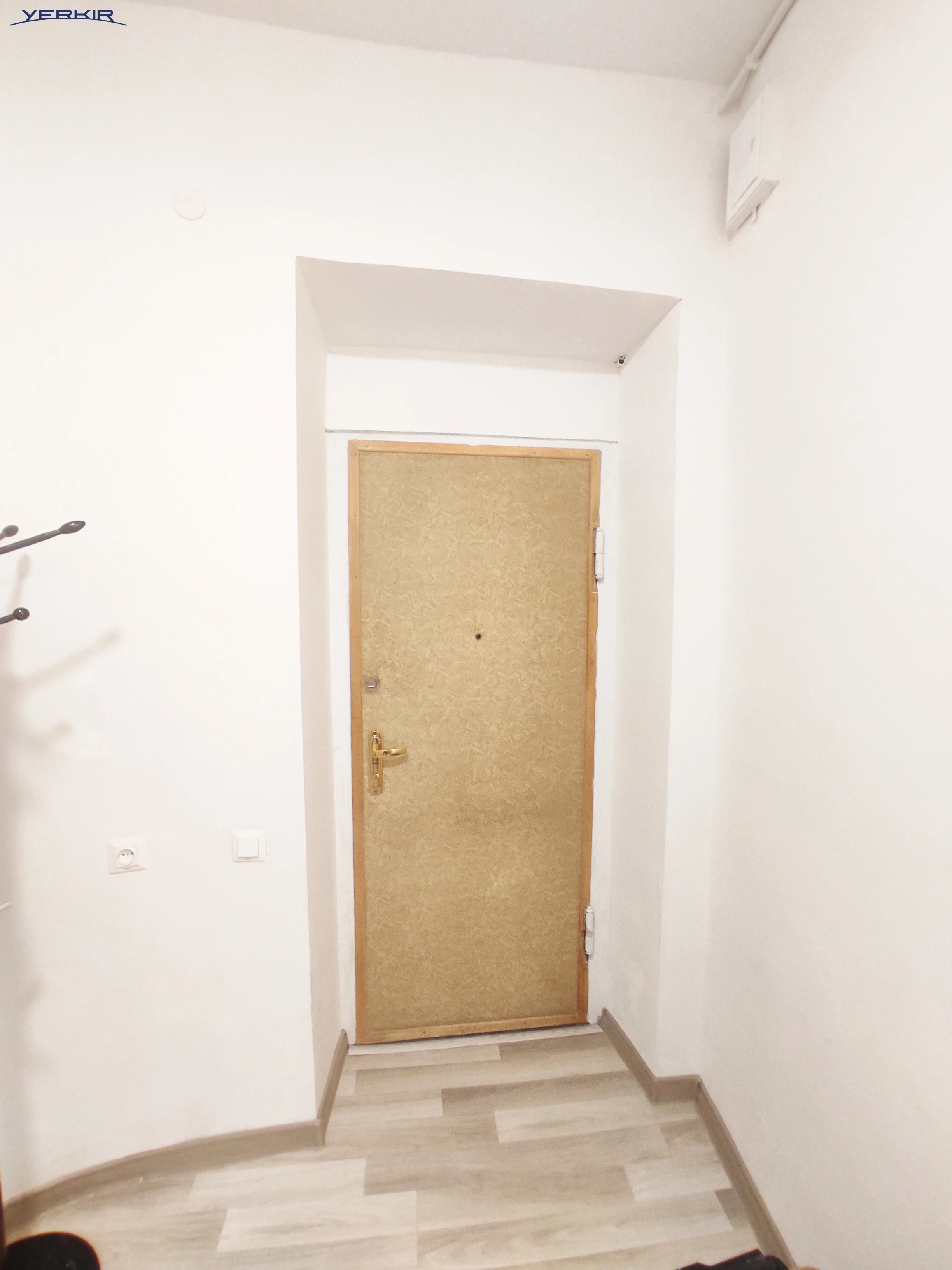 Apartments Code: 10+217651