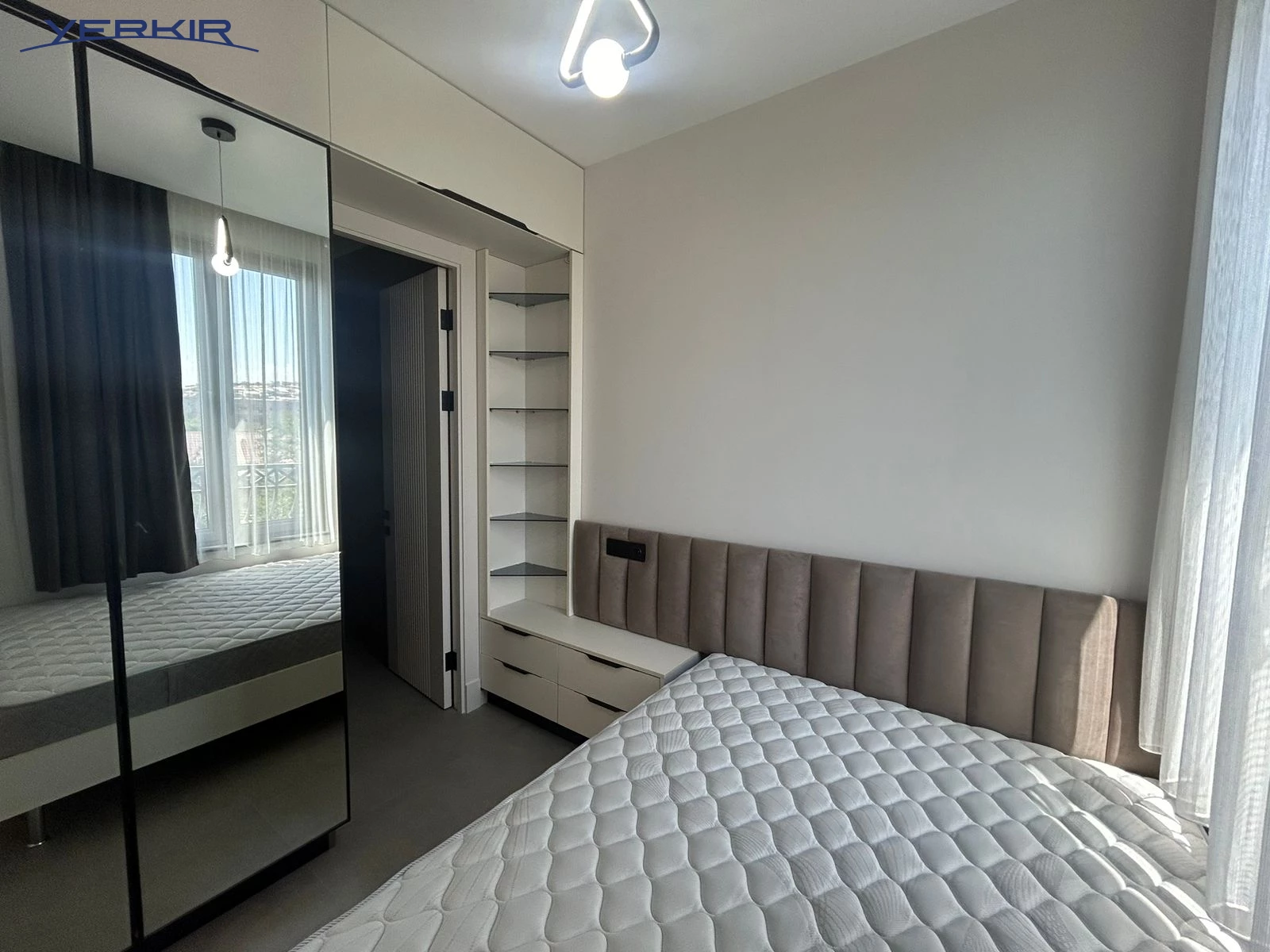 Apartments Code: 9+1885476